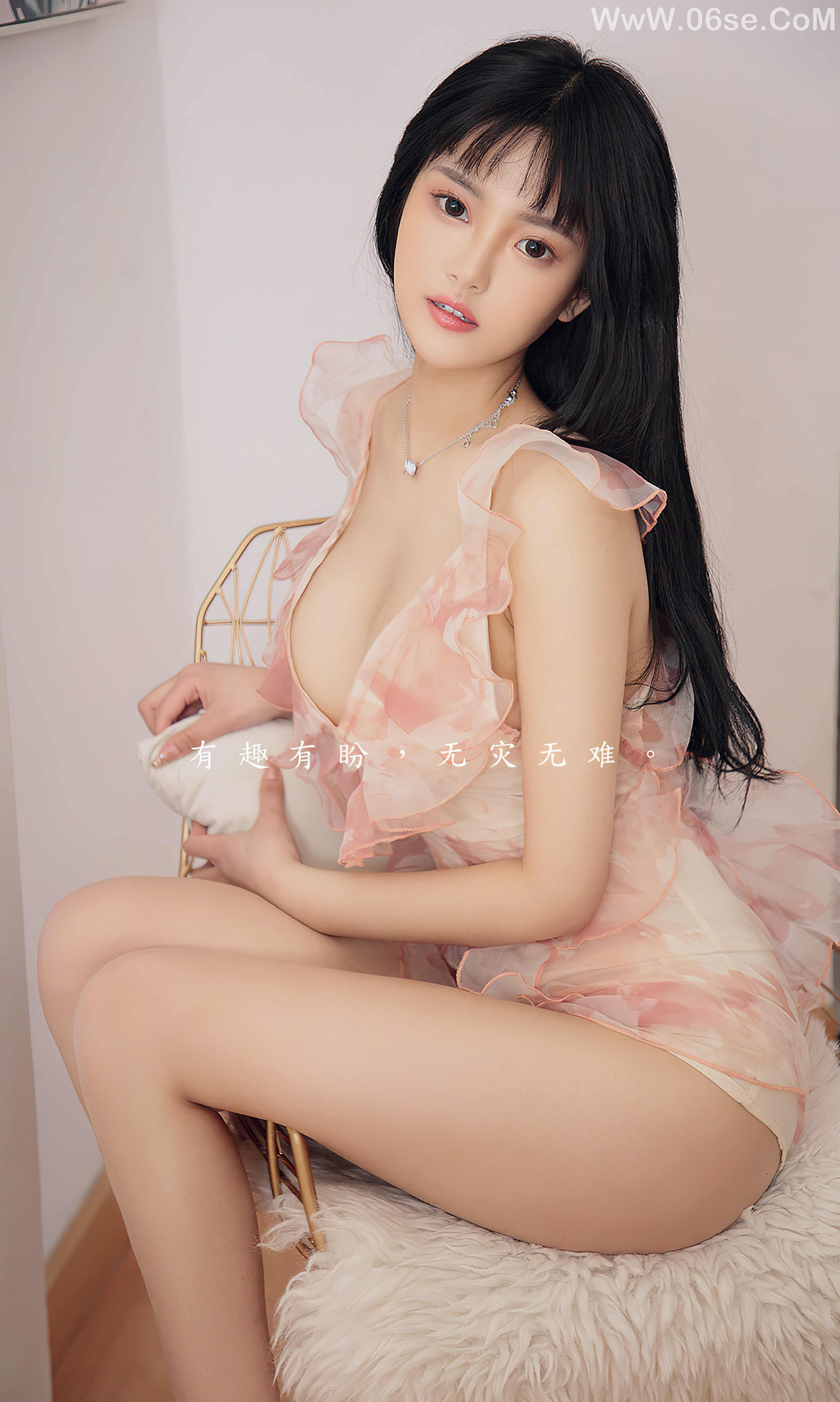 图片[2]-UGIRLS – Ai You Wu App No.2487 Tao Zi (桃子)-六色网