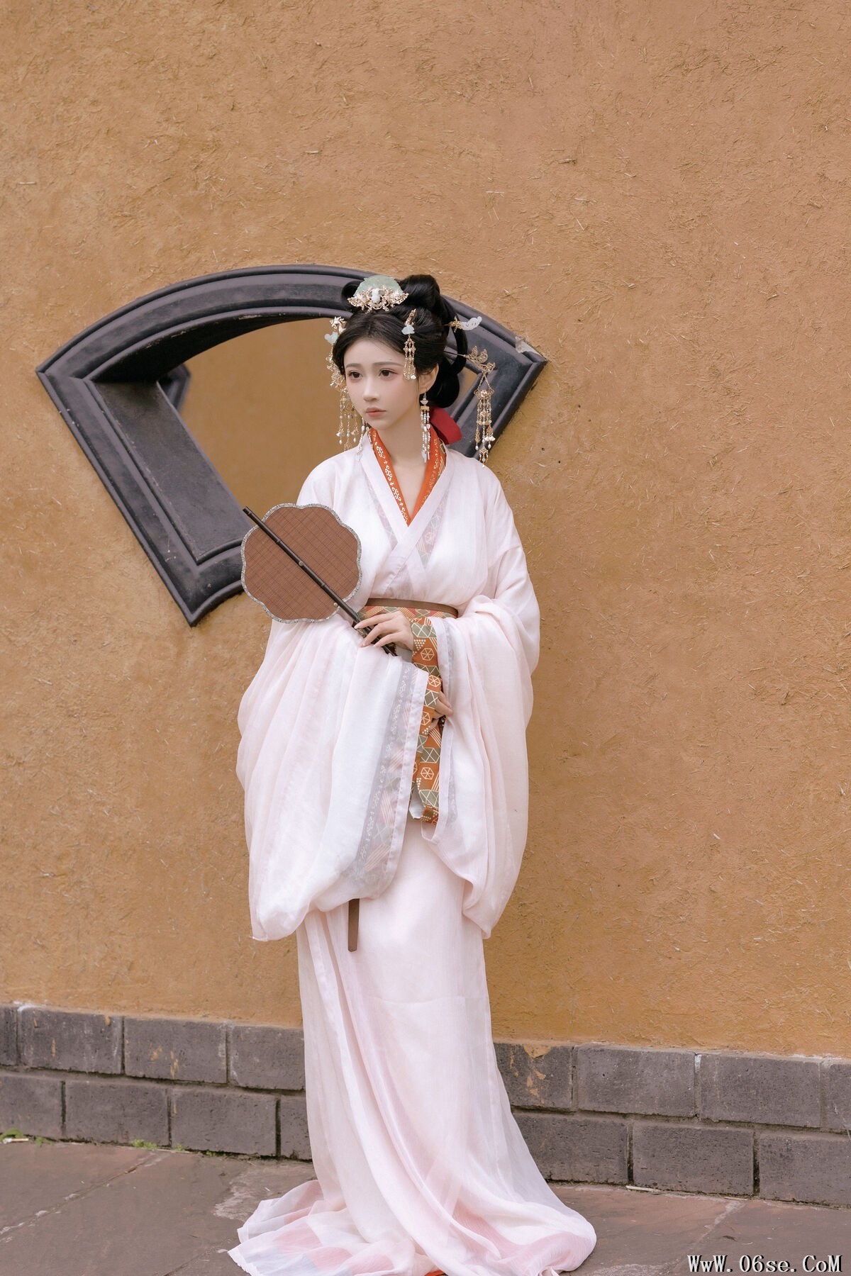 图片[22]-YiTuYu艺图语 Vol.6337 Qi Luo Sheng De Xiao Su Su[26P]-六色网