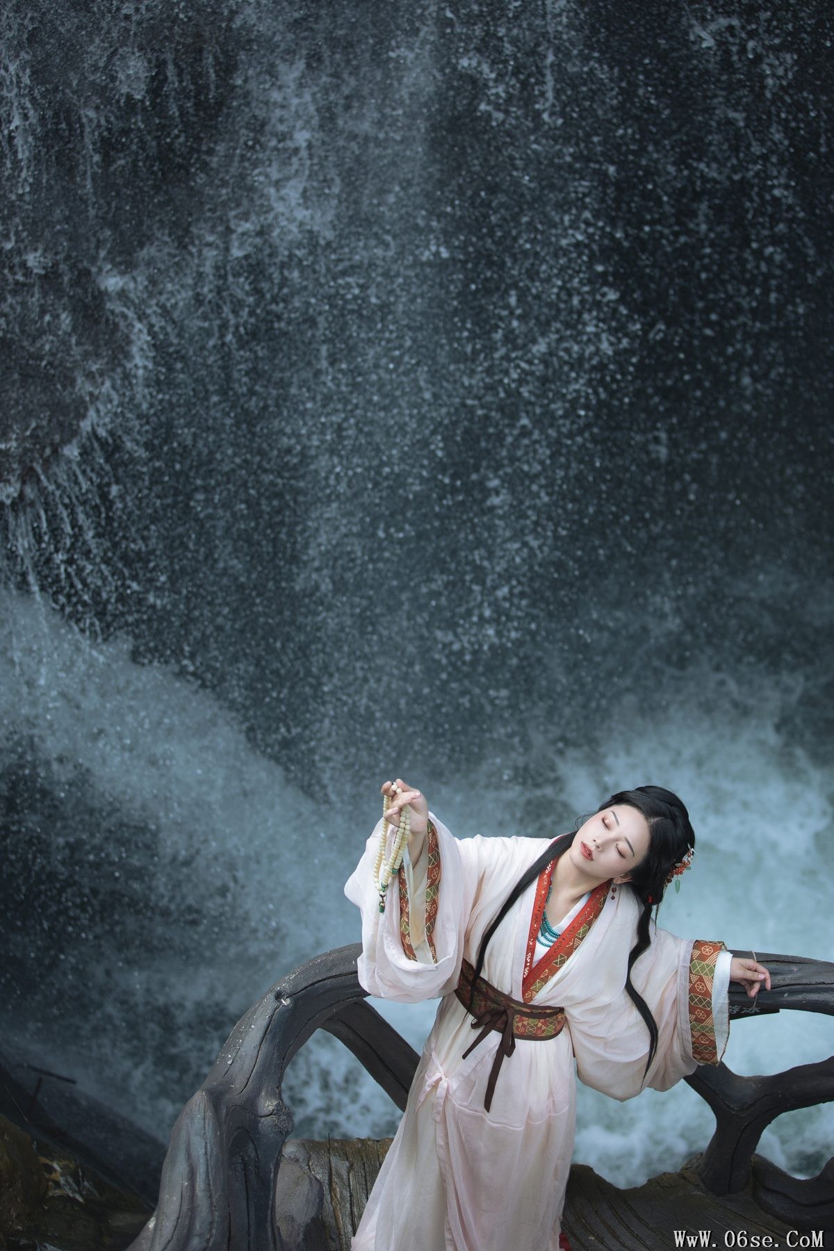 图片[26]-YiTuYu艺图语 Vol.5220 Qiu Da Da[36P]-六色网