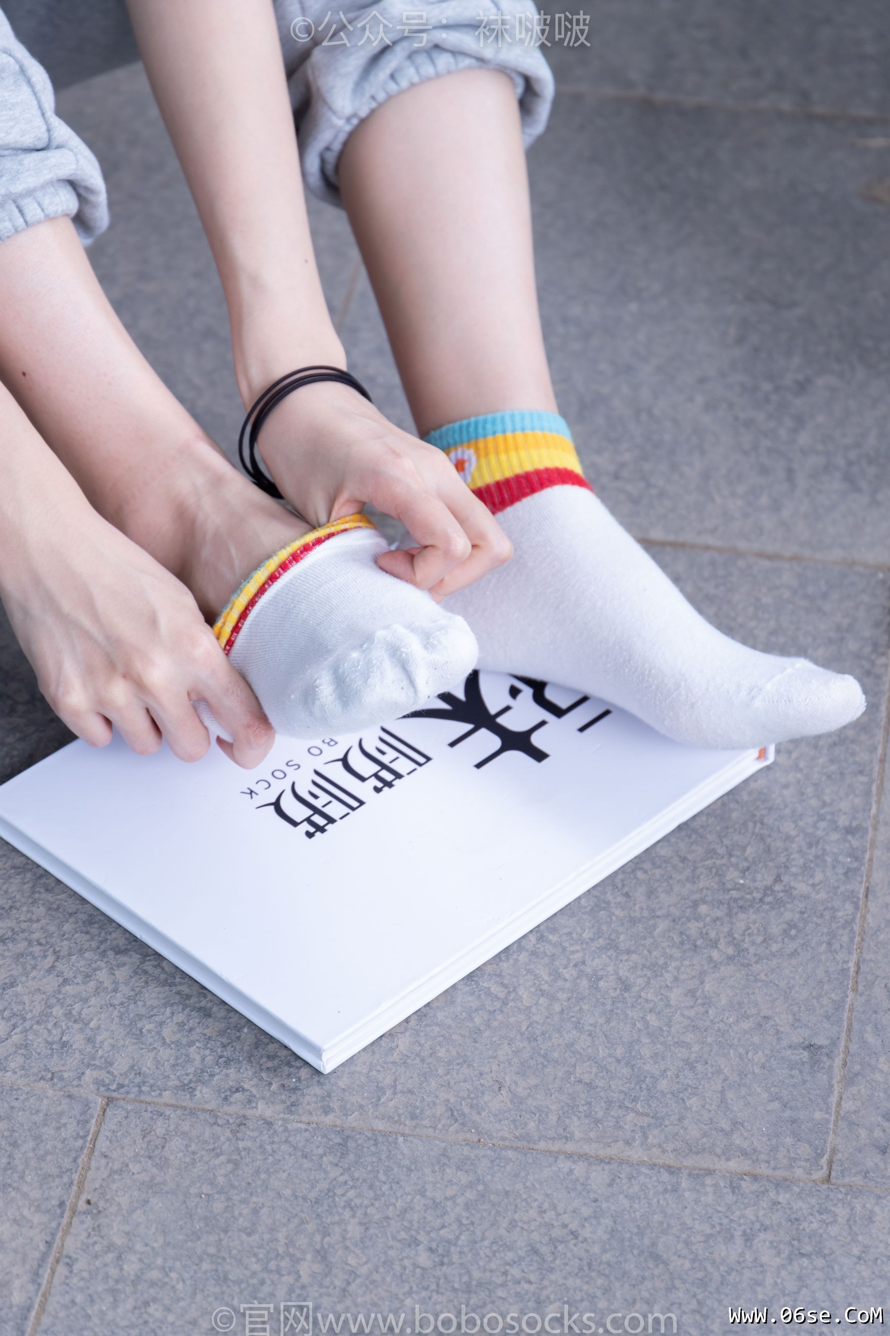 图片[126]-BoBoSocks袜啵啵 No.012 泡芙-运动鞋、白棉袜、裸足[132P]-六色网