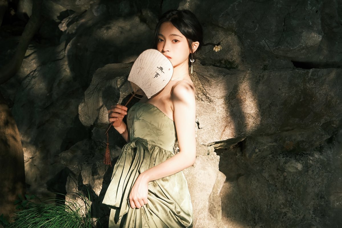 图片[27]-YiTuYu艺图语 Vol.4679 Lu Rou Chi Bu Bao[31P]-六色网