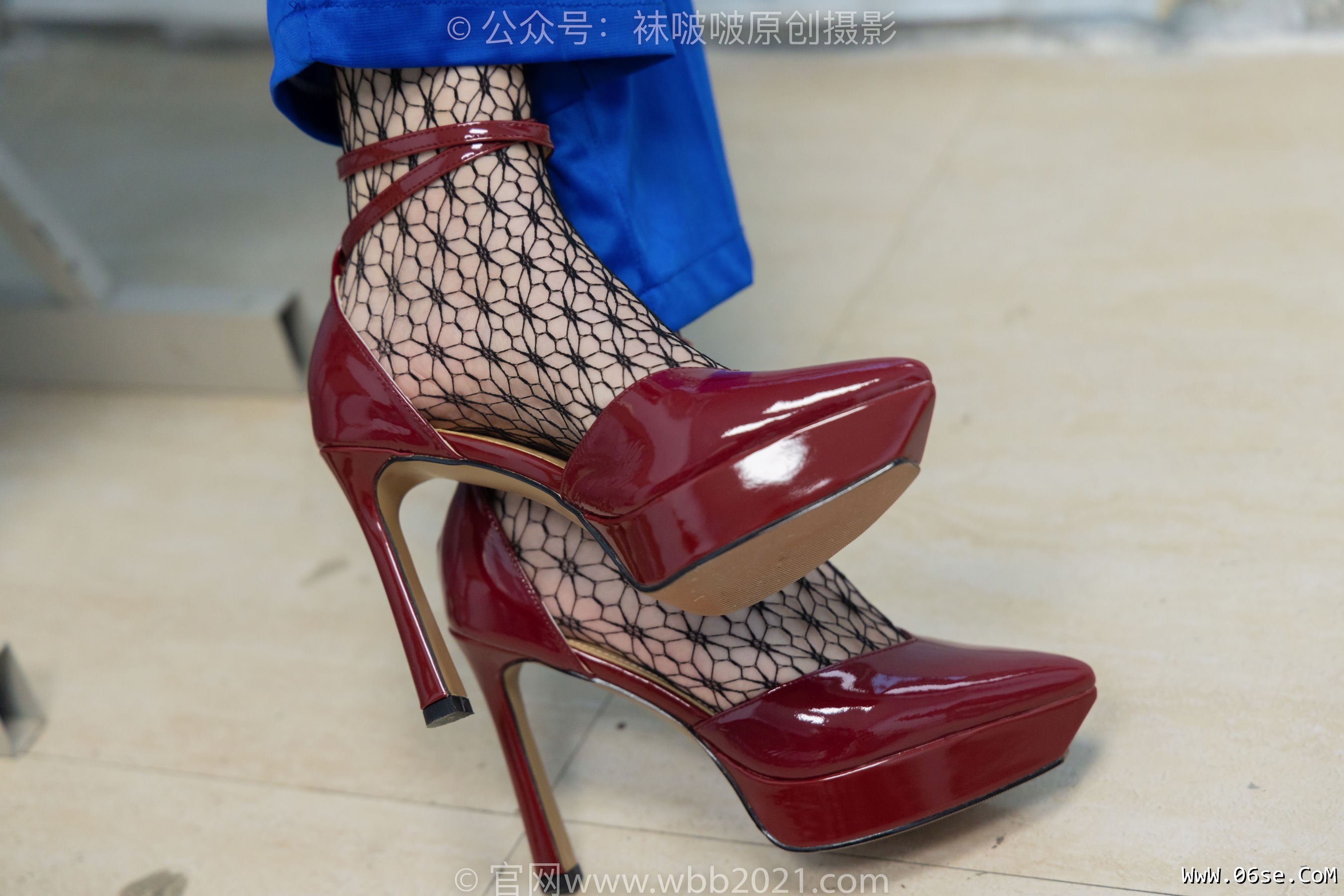 图片[83]-BoBoSocks袜啵啵 No.375 小甜豆 -高跟鞋、黑色蕾丝网袜、校服裤里丝[160P]-六色网