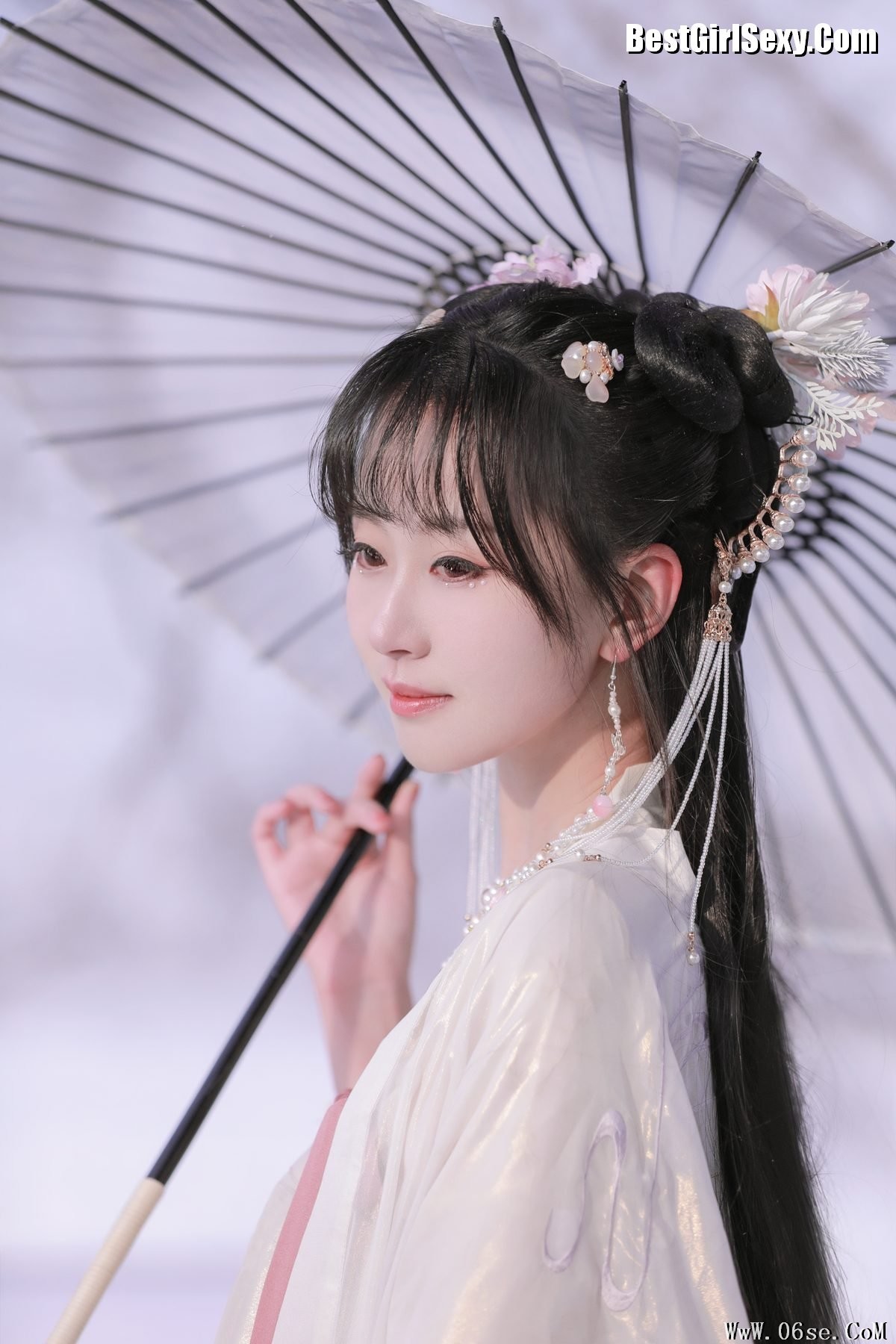 图片[17]-YiTuYu艺图语 Vol.3767 A Tong[22P]-六色网