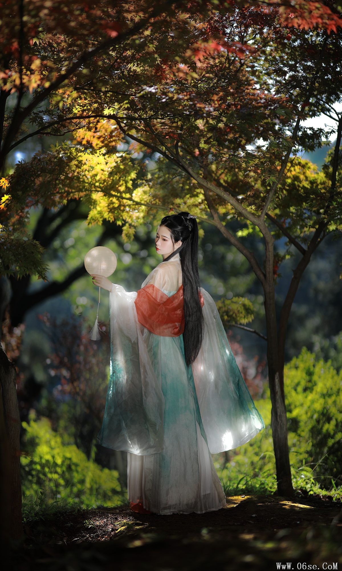 图片[18]-YiTuYu艺图语 Vol.3137 Luo Hua Ren Du Li[35P]-六色网