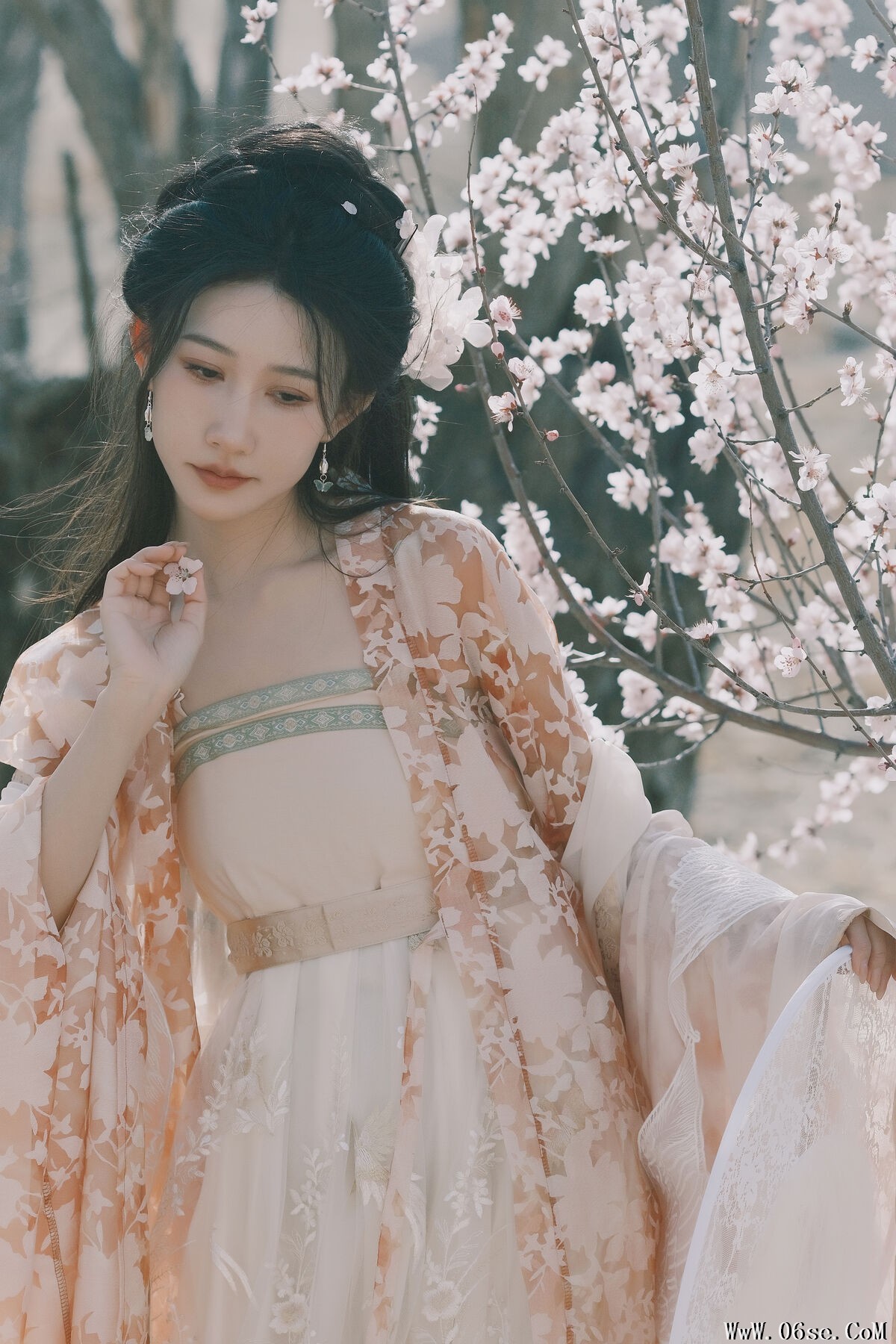 图片[22]-YiTuYu艺图语 Vol.7275 Xiao Bei Ke Qing Bu Yao Fang Qi[25P]-六色网