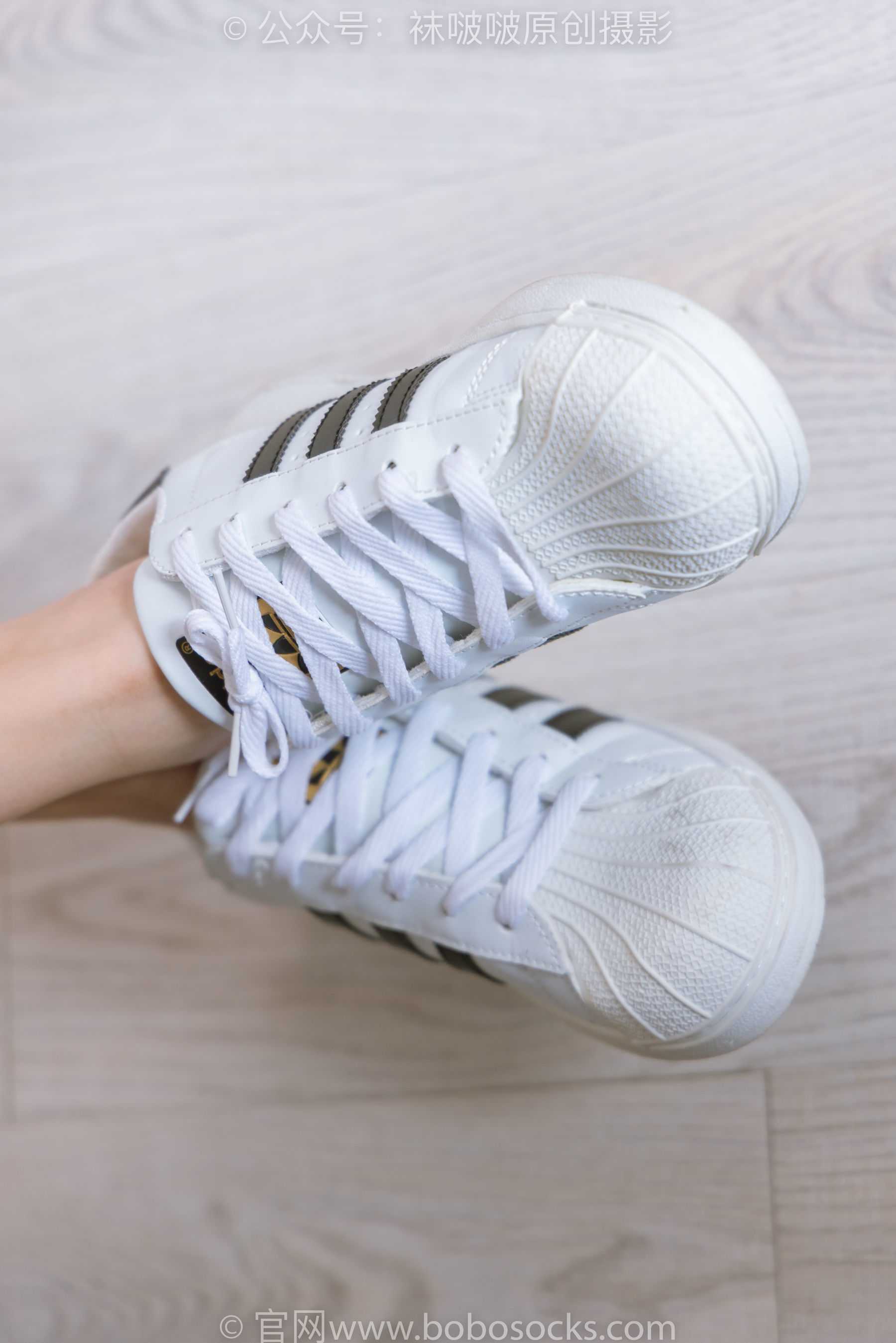 图片[2]-BoBoSocks袜啵啵 No.189 小甜豆-贝壳头板鞋、白棉袜、裸足[169P]-六色网