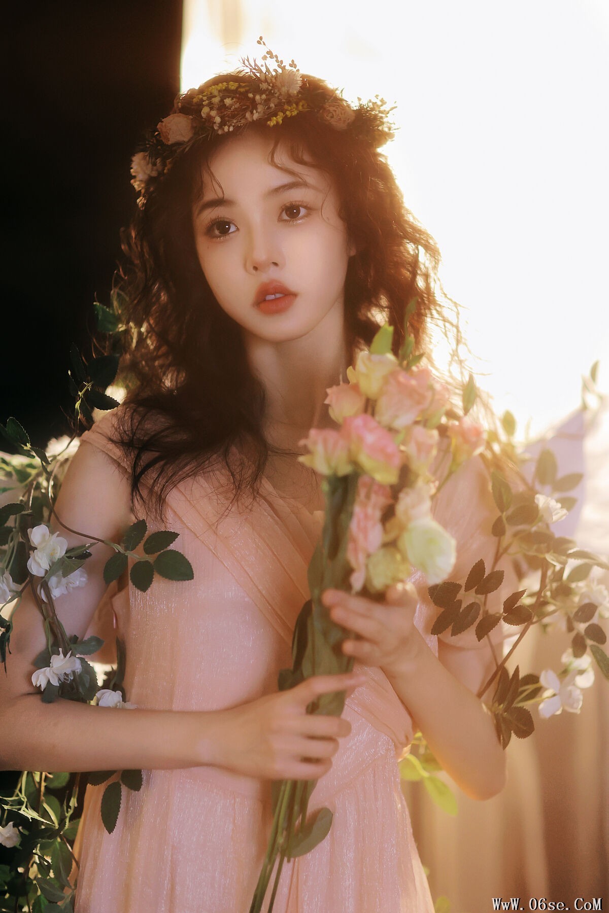图片[6]-YiTuYu艺图语 Vol.7456 Xiao Yang[24P]-六色网
