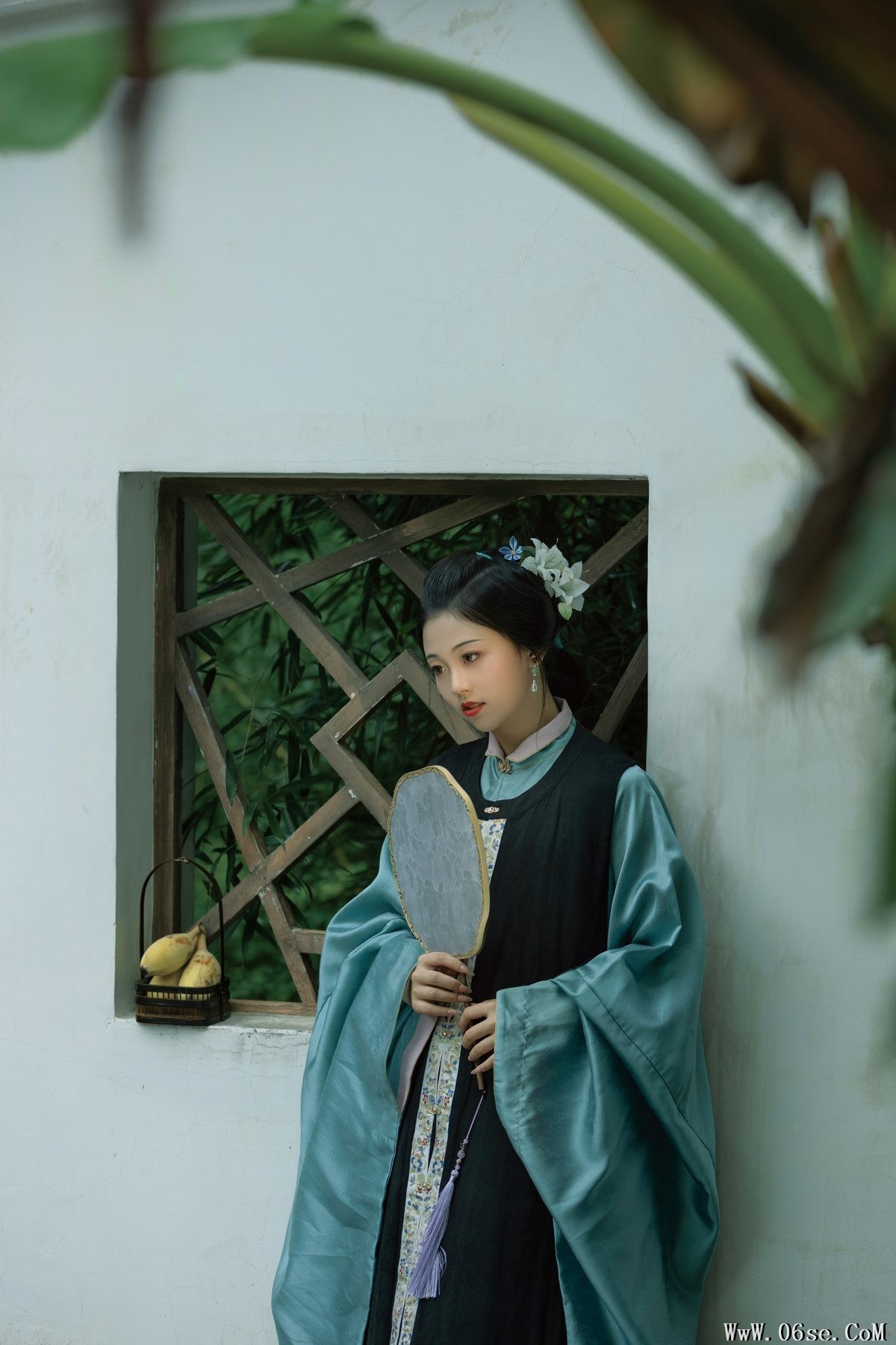 图片[23]-YiTuYu艺图语 Vol.5497 Jin Zou Ba[40P]-六色网