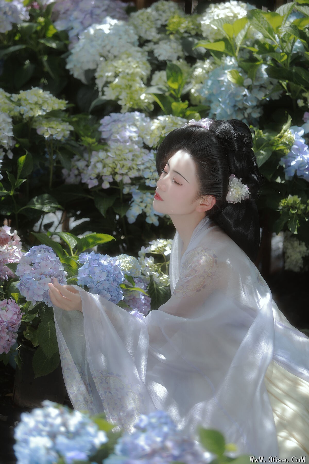 图片[3]-YiTuYu艺图语 Vol.7079 Yu Jin[22P]-六色网