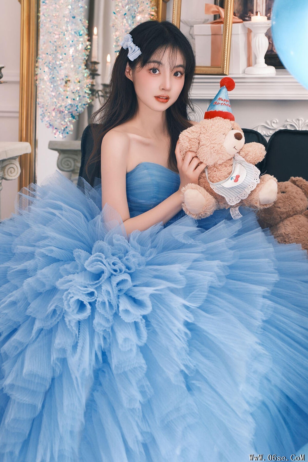 YiTuYu艺图语 Vol.6347 Yu Wei Jiang[25P]-六色网