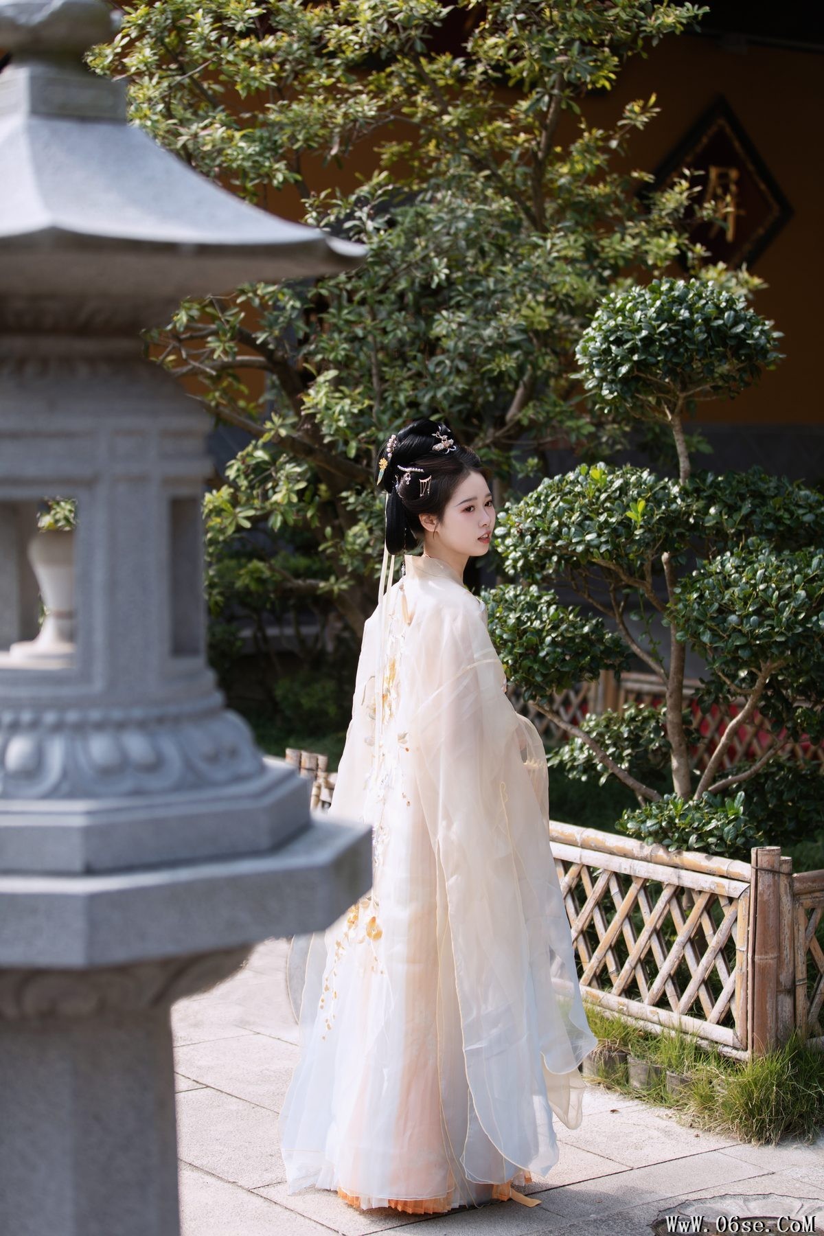 图片[13]-YiTuYu艺图语 Vol.6245 Woozi Pai Guo Jiang[22P]-六色网