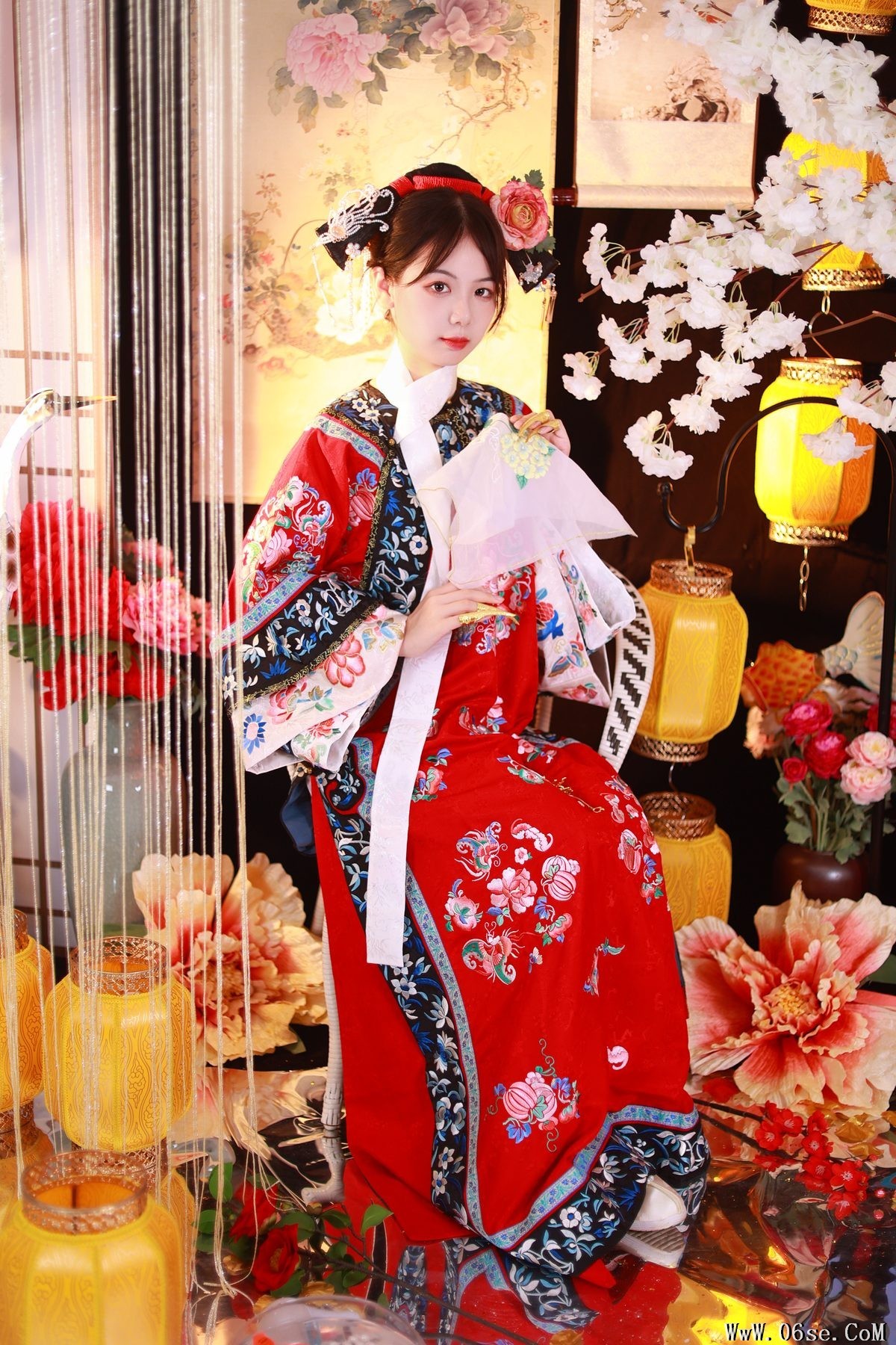 图片[25]-YiTuYu艺图语 Vol.5325 Mu Yan Se Cc[38P]-六色网