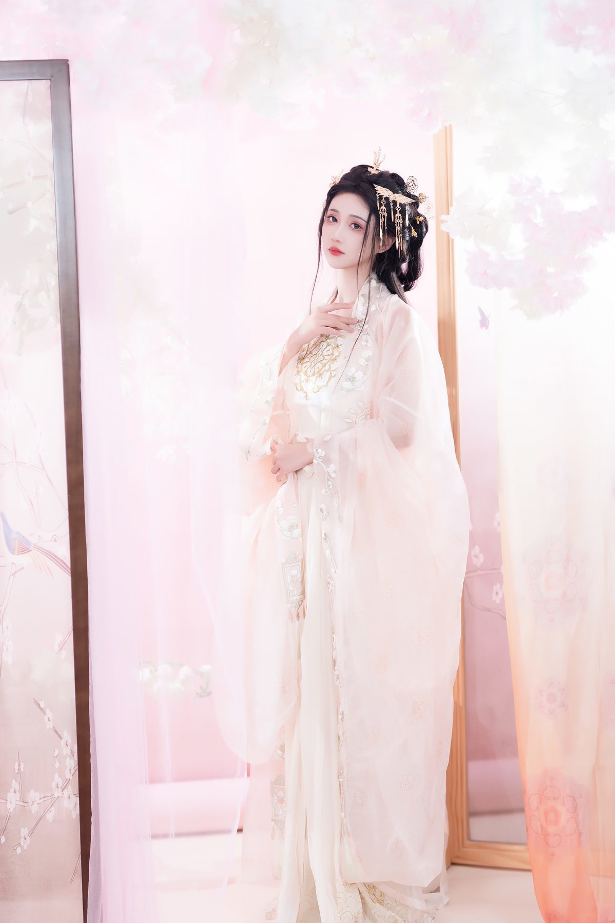 图片[13]-YiTuYu艺图语 Vol.5561 Qi Luo Sheng De Xiao Su Su[28P]-六色网