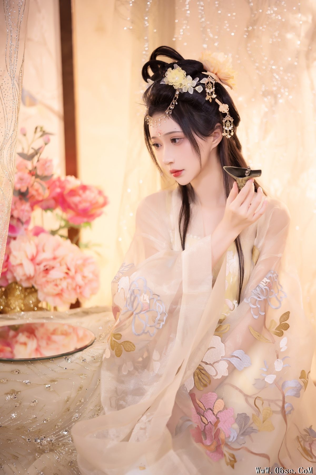 图片[26]-YiTuYu艺图语 Vol.3498 Qi Luo Sheng De Xiao Su Su[31P]-六色网