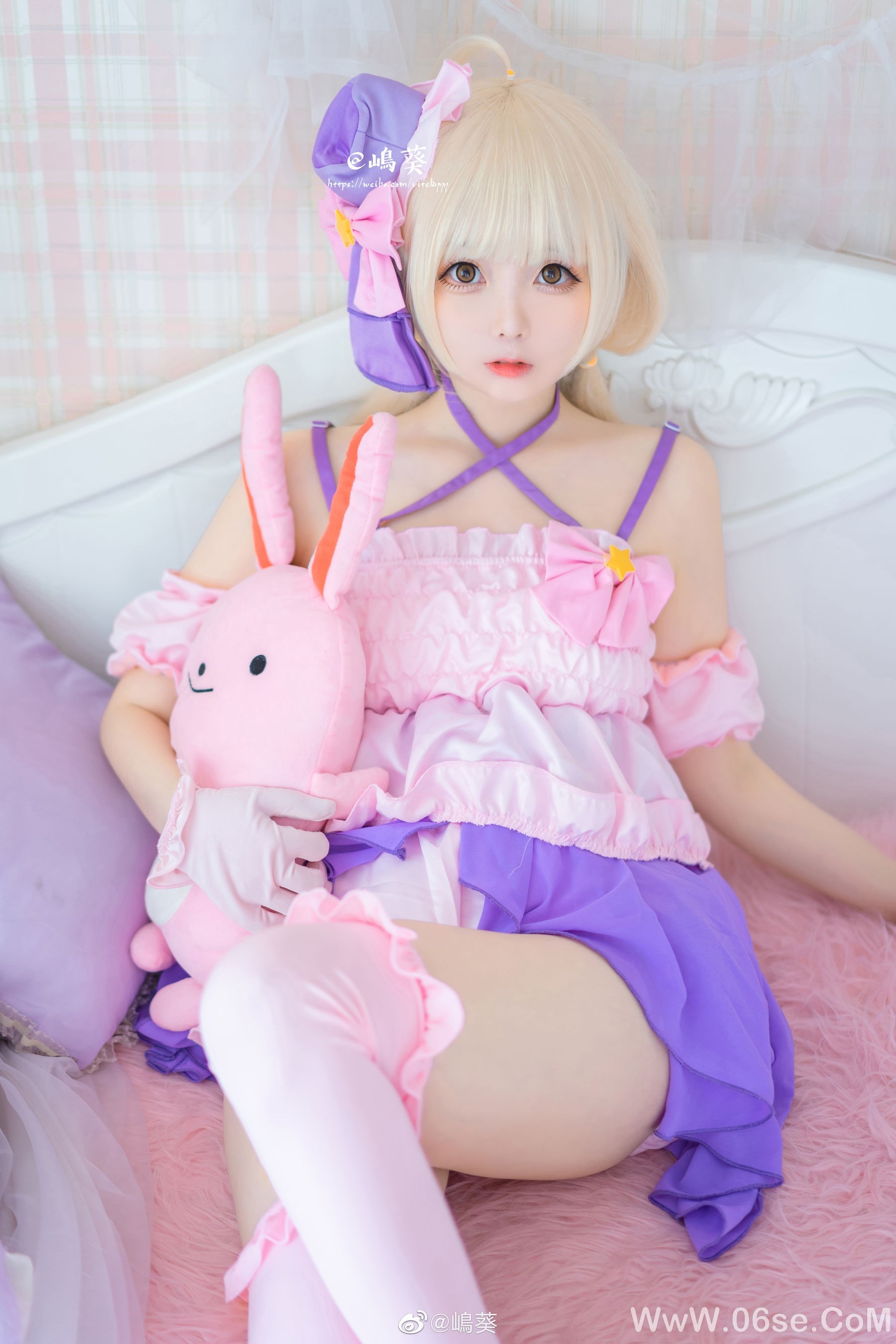图片[2]-微博美女嶋葵 双叶杏打歌服[8P]-六色网