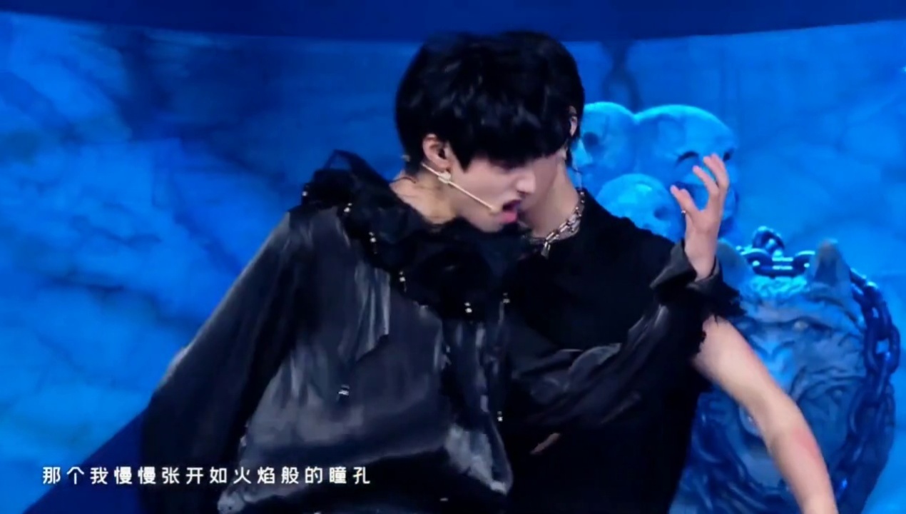 狼与美女_时代少年团 【少年on fire】刘耀文&朱志鑫二次合作舞台