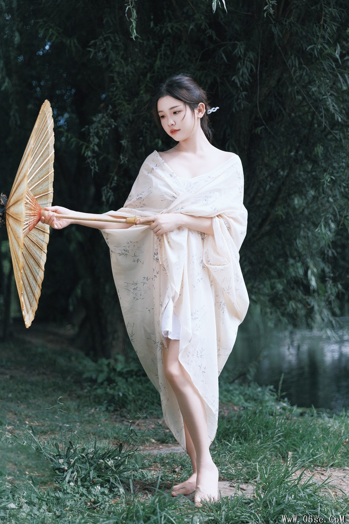 图片[32]-YiTuYu艺图语 Vol.5066 Yi Wei Tong Xue[48P]-六色网