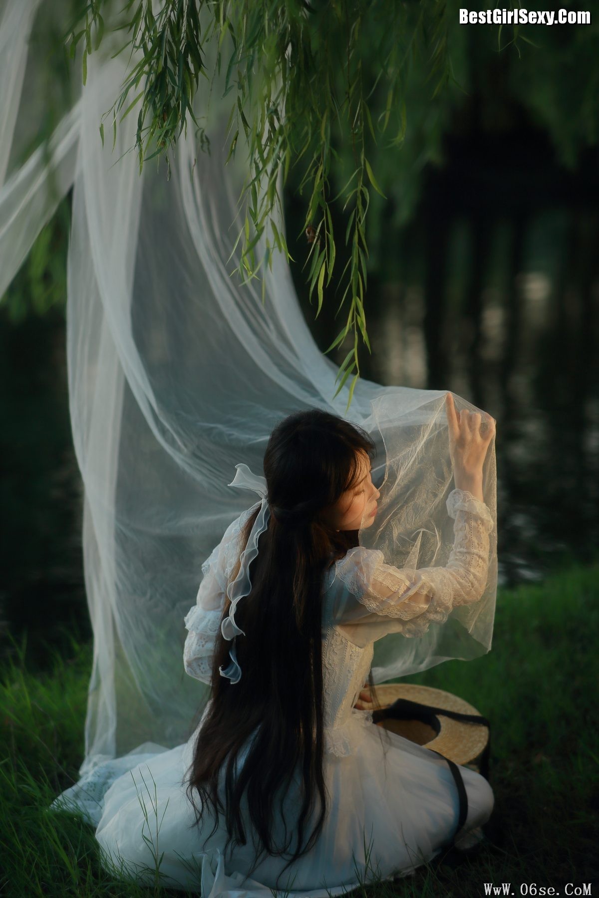 图片[36]-YiTuYu艺图语 Vol.4053 Liu Liu Yang Liu Liu[40P]-六色网