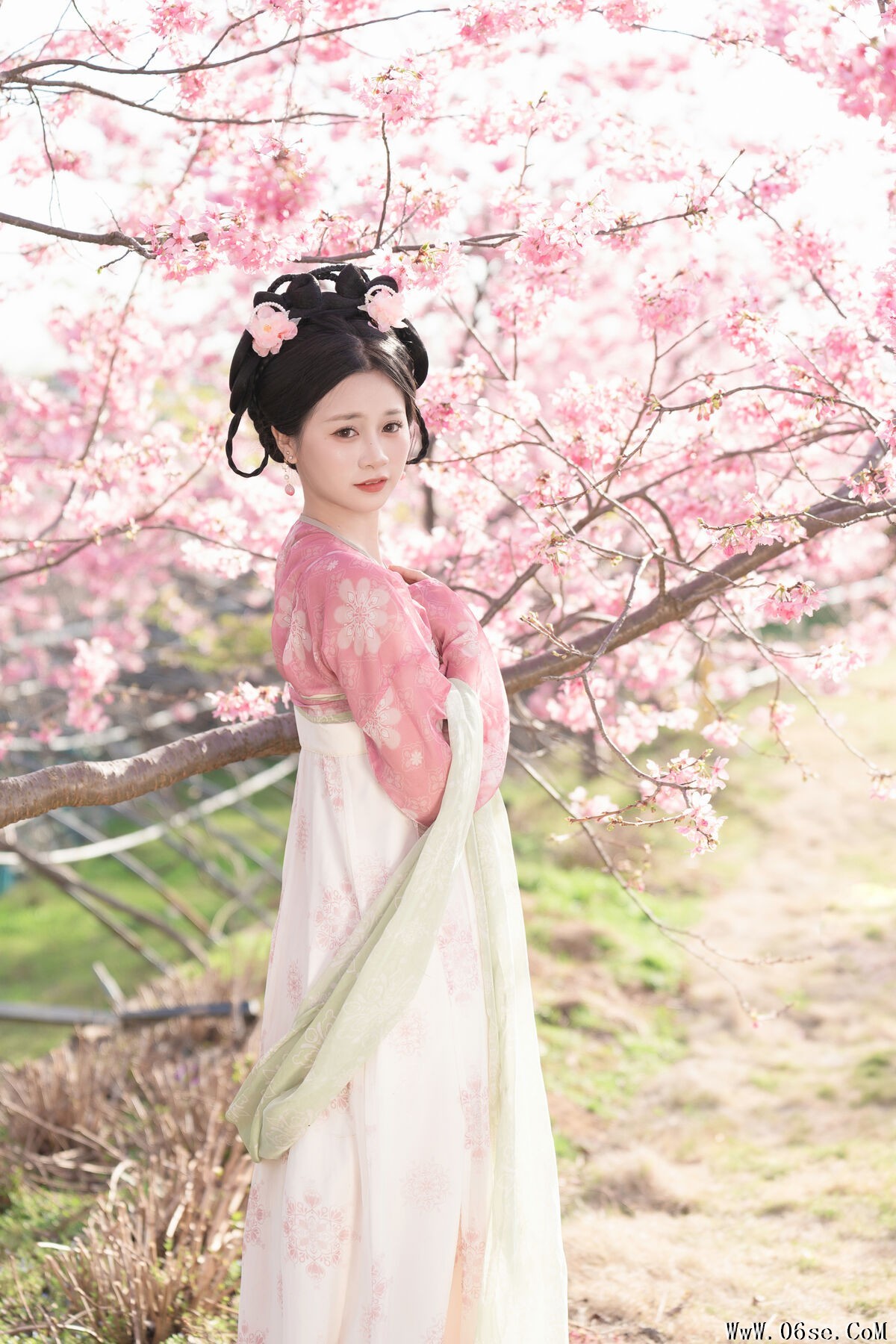 图片[20]-YiTuYu艺图语 Vol.6680 Cheng Zi Shu[24P]-六色网