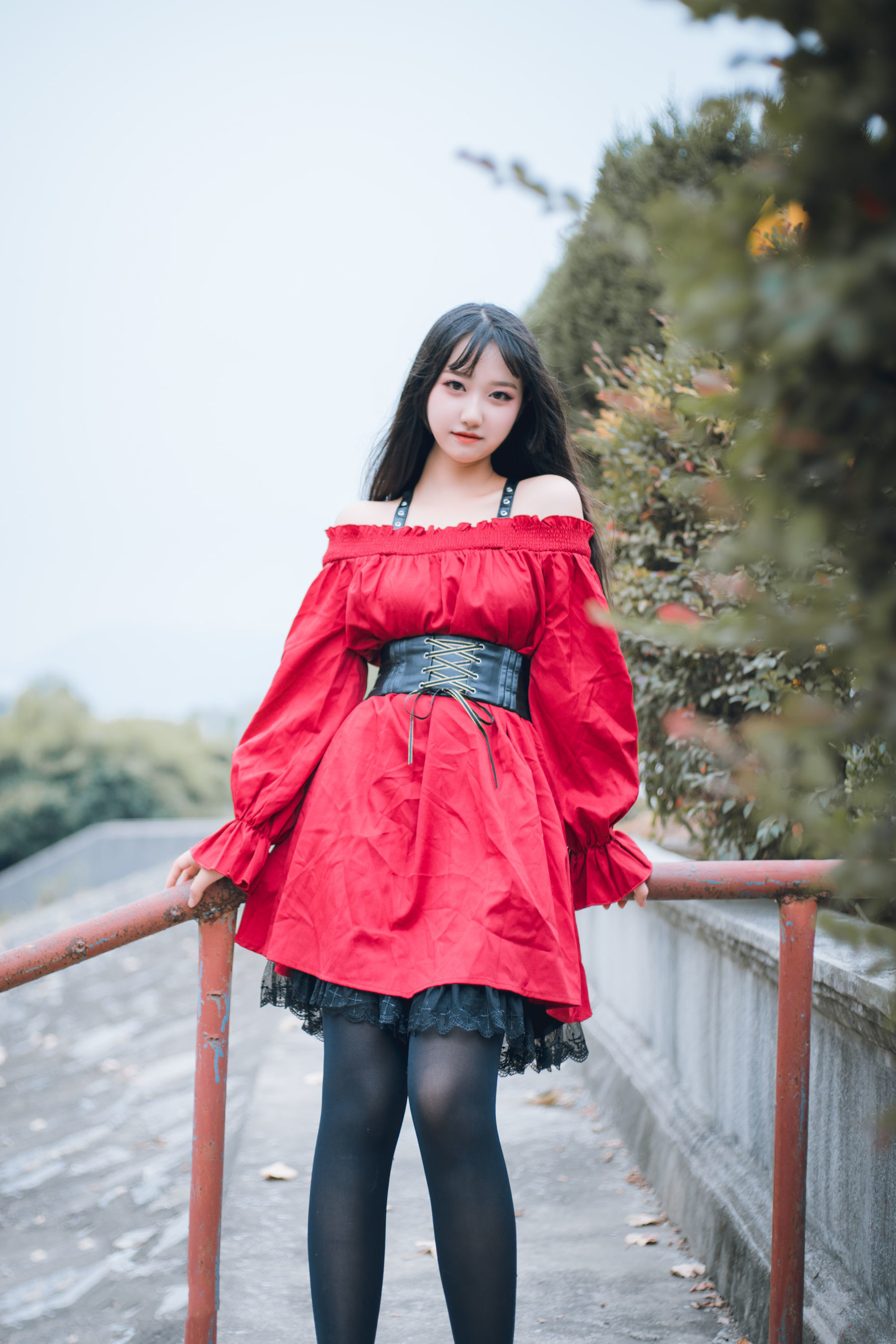 图片[23]-喵糖映画 VOL.453 红与黑 写真套图 [30P]-六色网
