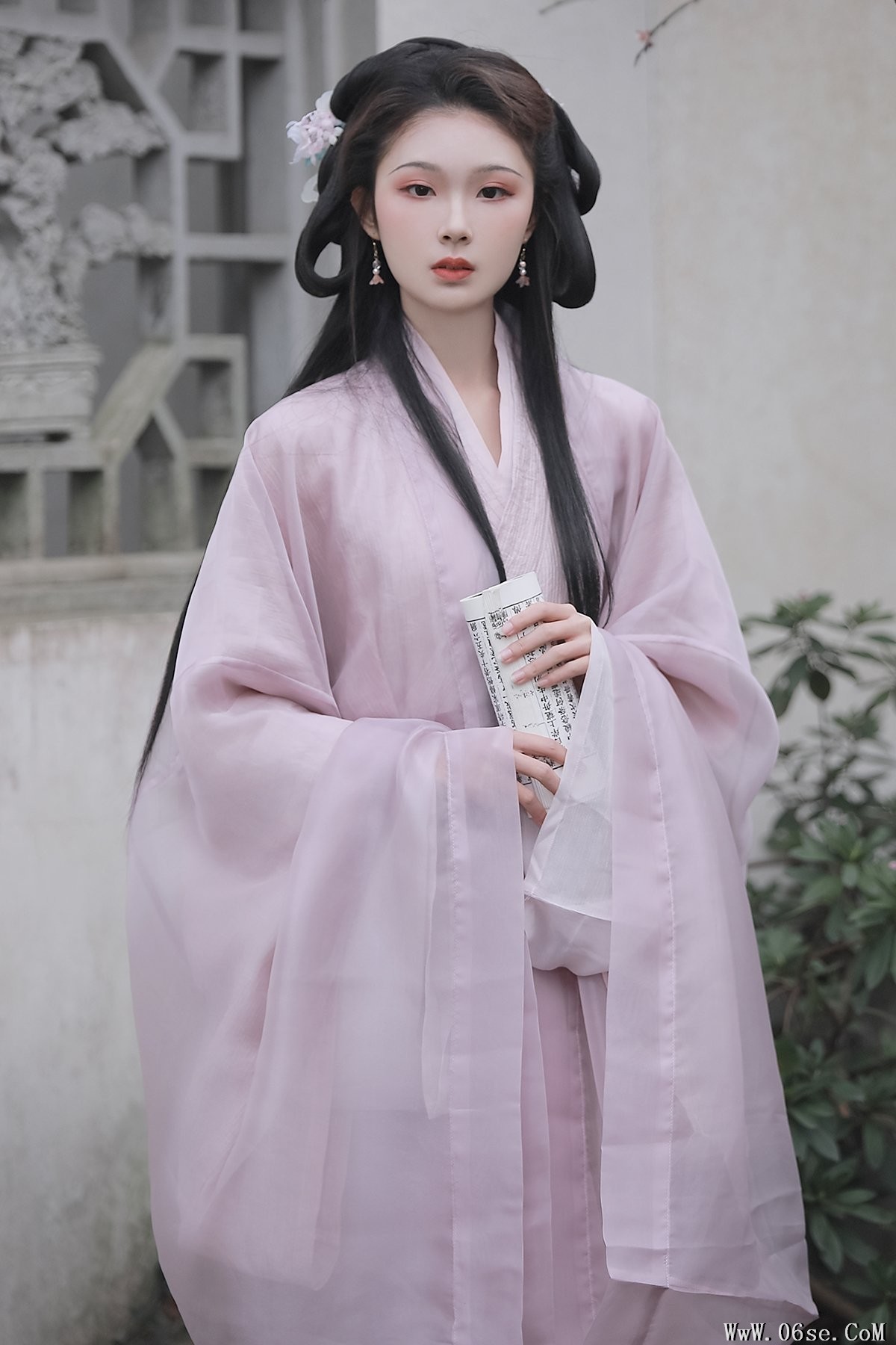 YiTuYu艺图语 Vol.7097 Qin Qin[33P]-六色网