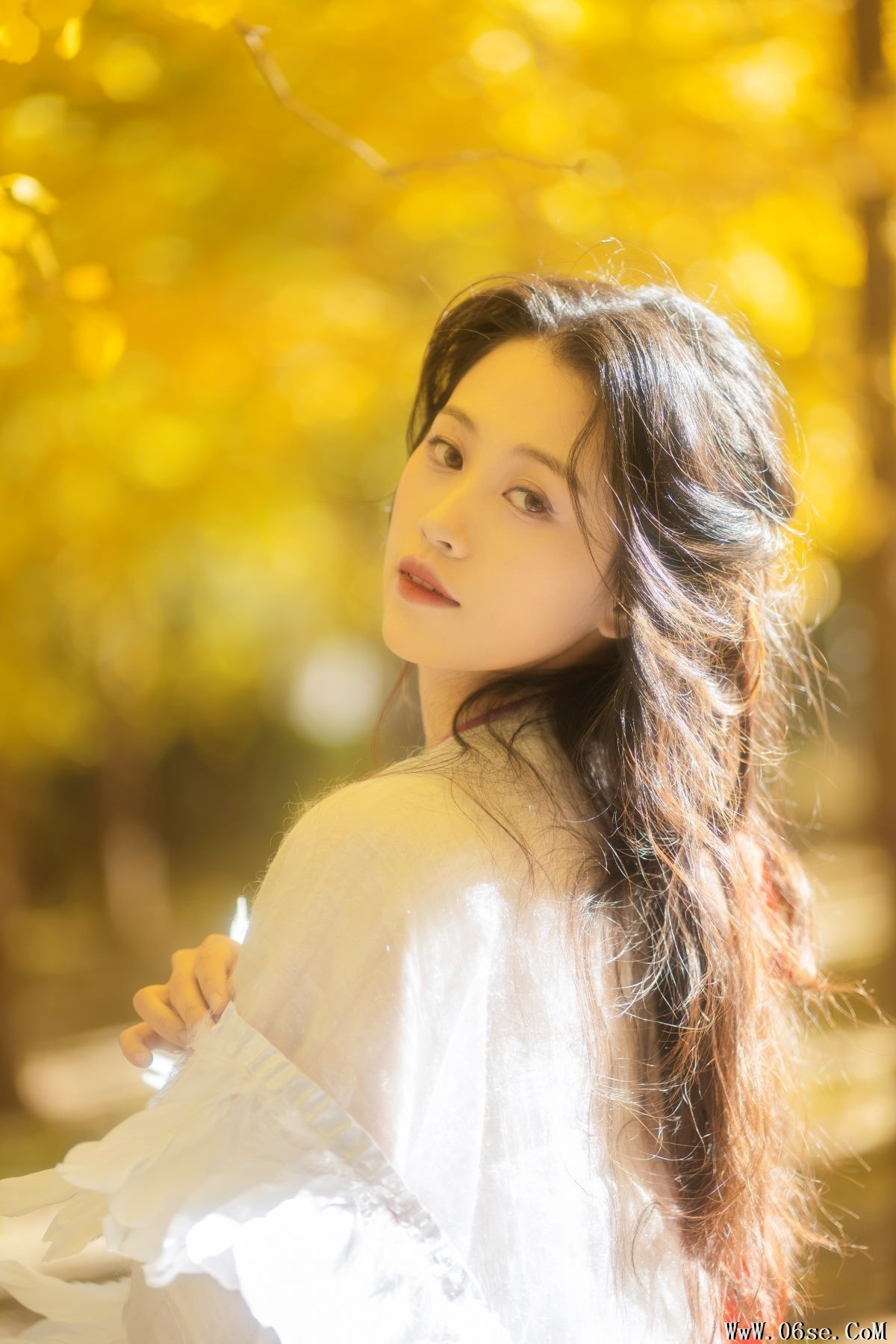 图片[10]-YiTuYu艺图语 Vol.3106 Qing Shuang E[27P]-六色网