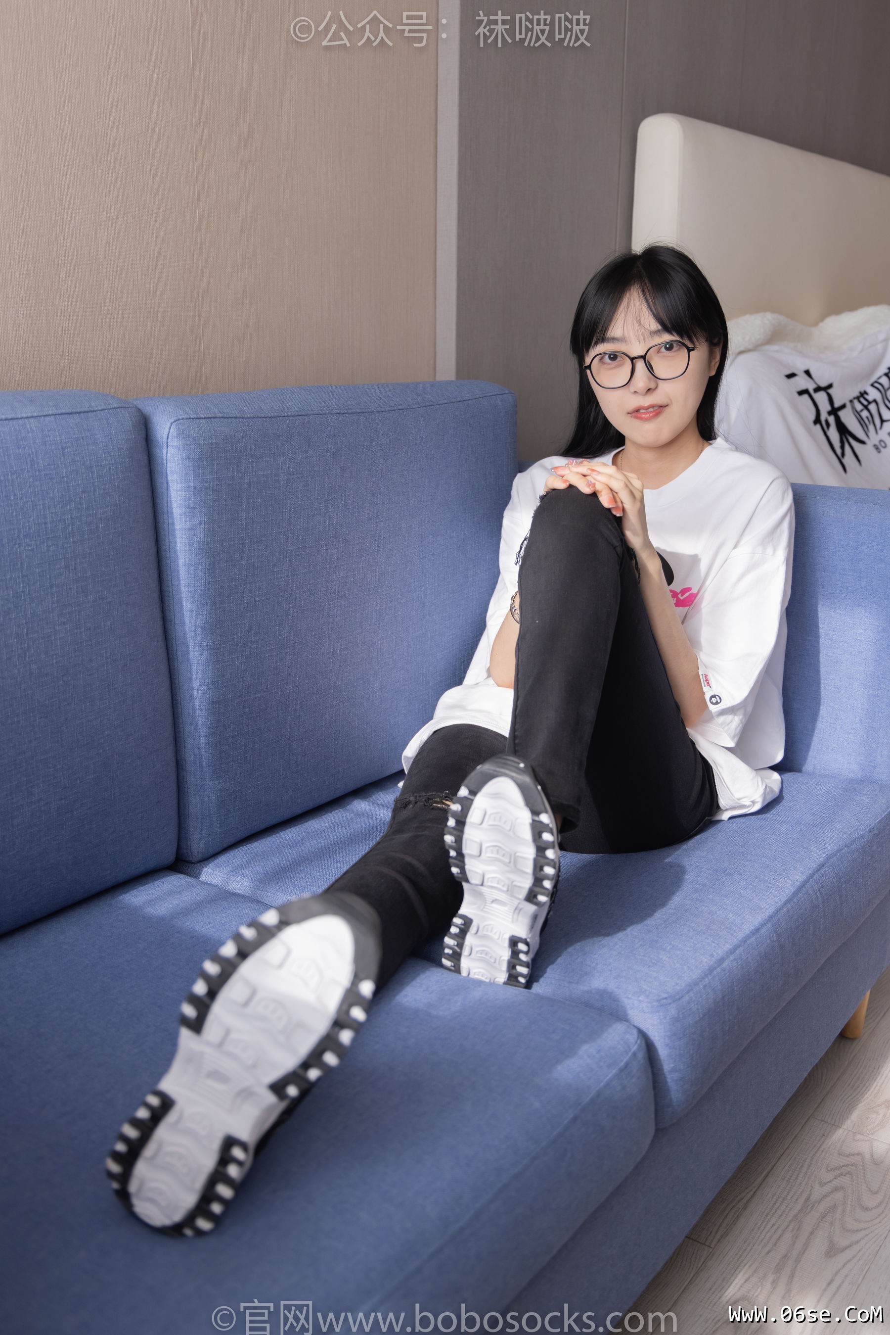 图片[34]-BoBoSocks袜啵啵 No.055 稚予-斯凯奇运动鞋、白棉袜、黑棉袜[139P]-六色网