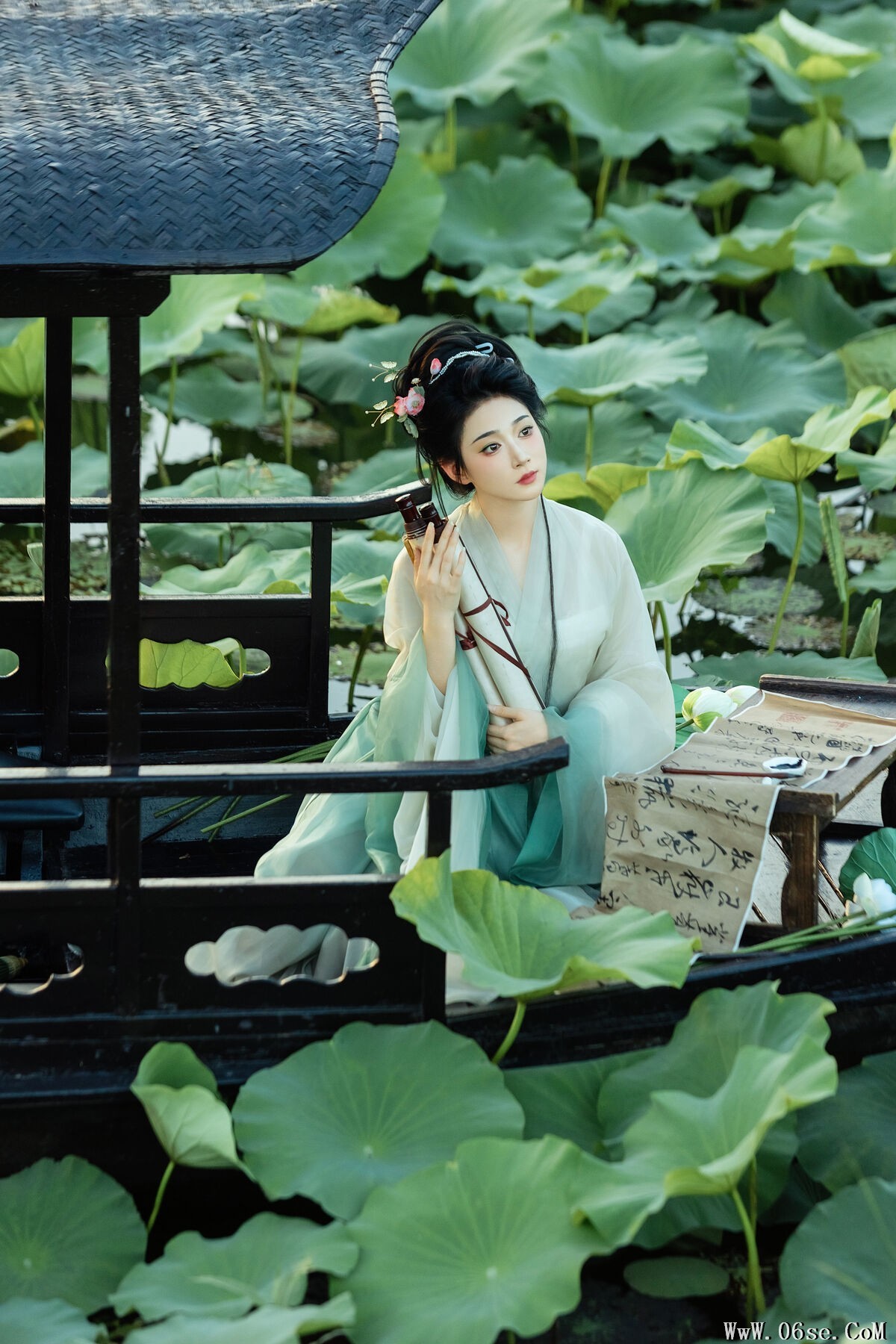 图片[13]-YiTuYu艺图语 Vol.7476 La Tu Tou[22P]-六色网
