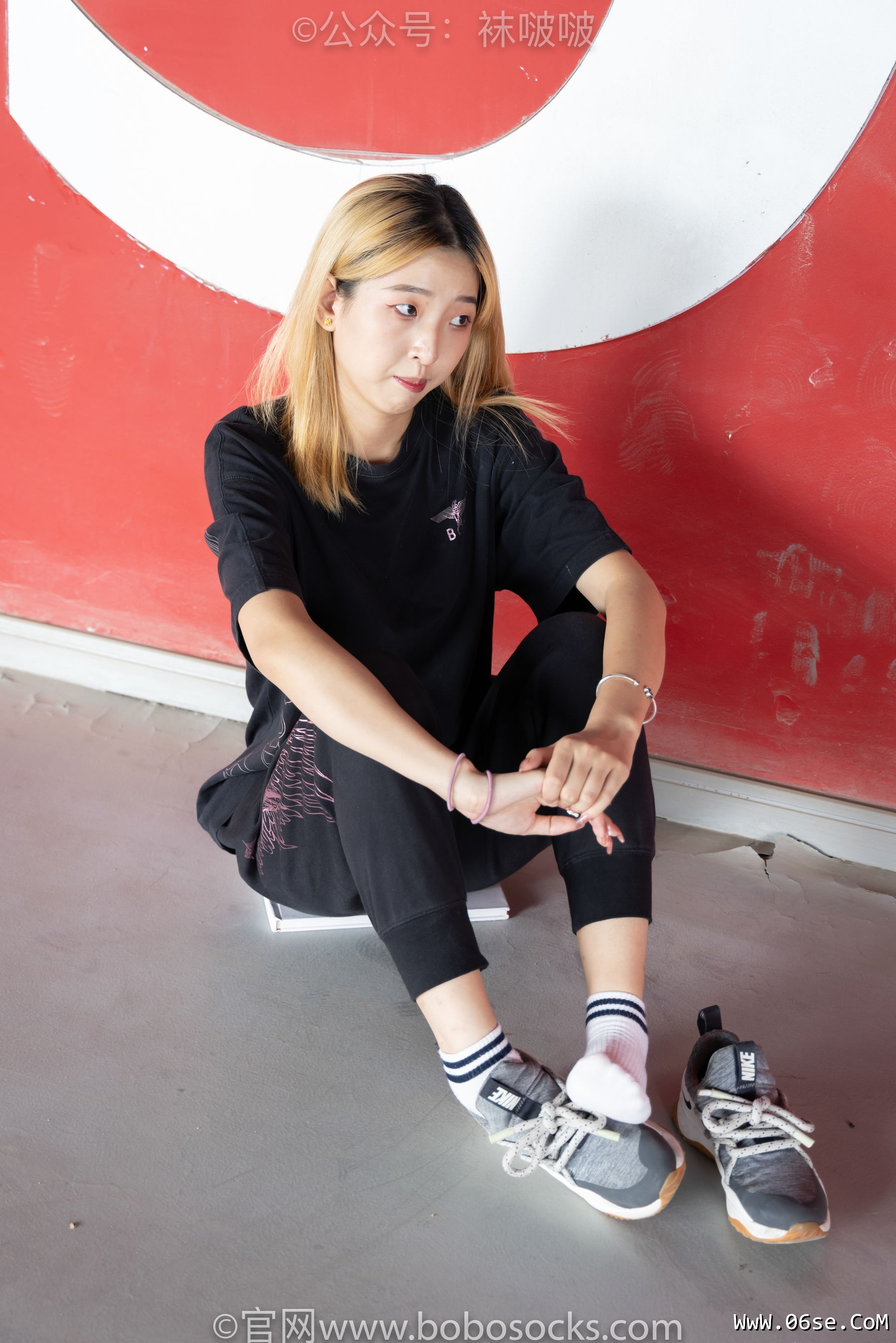 图片[35]-BoBoSocks袜啵啵 No.018 木木-运动鞋、白棉袜、裸足[136P]-六色网