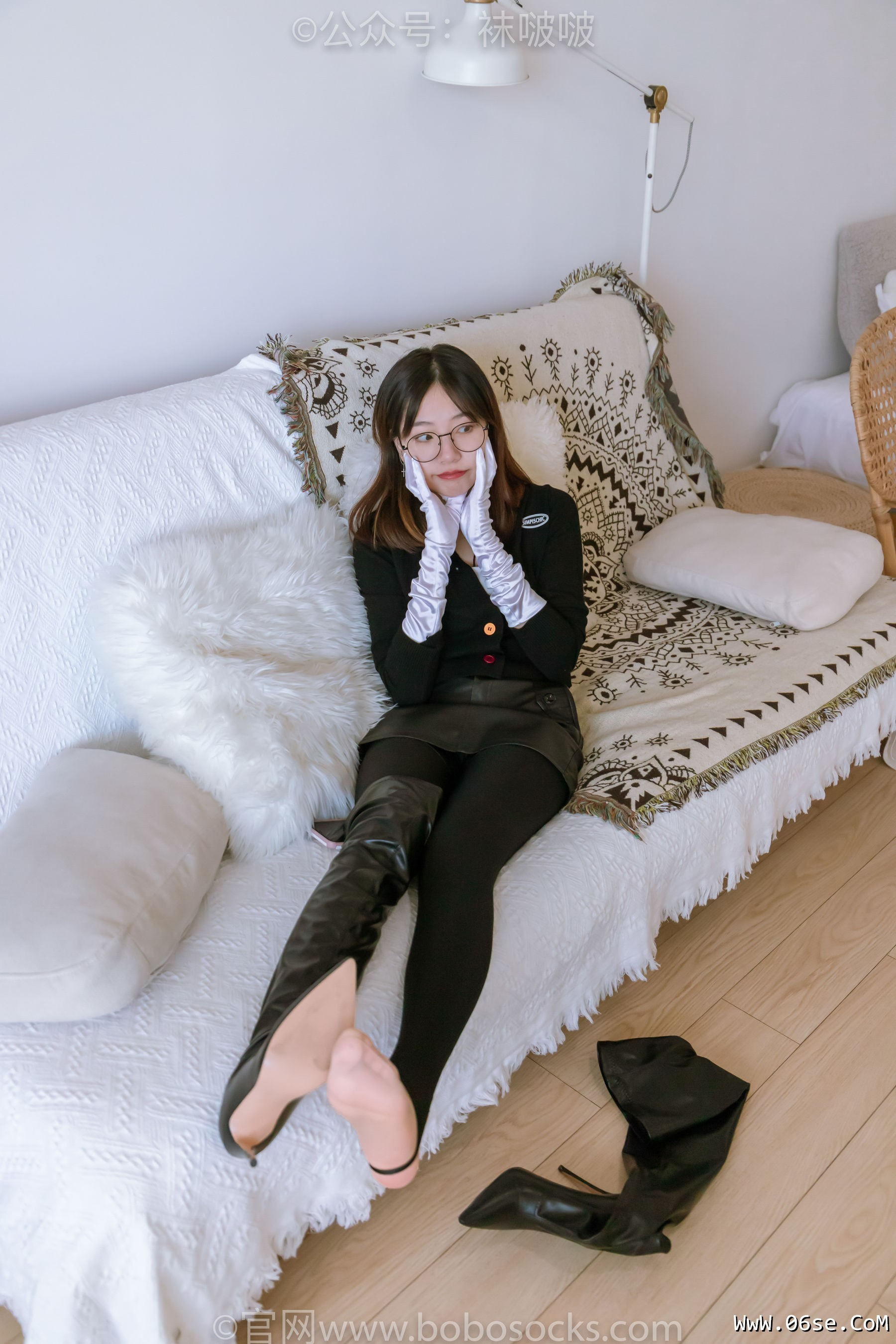 图片[38]-BoBoSocks袜啵啵 No.041 小甜豆-高跟长靴、黑色踩脚裤、肉丝[140P]-六色网