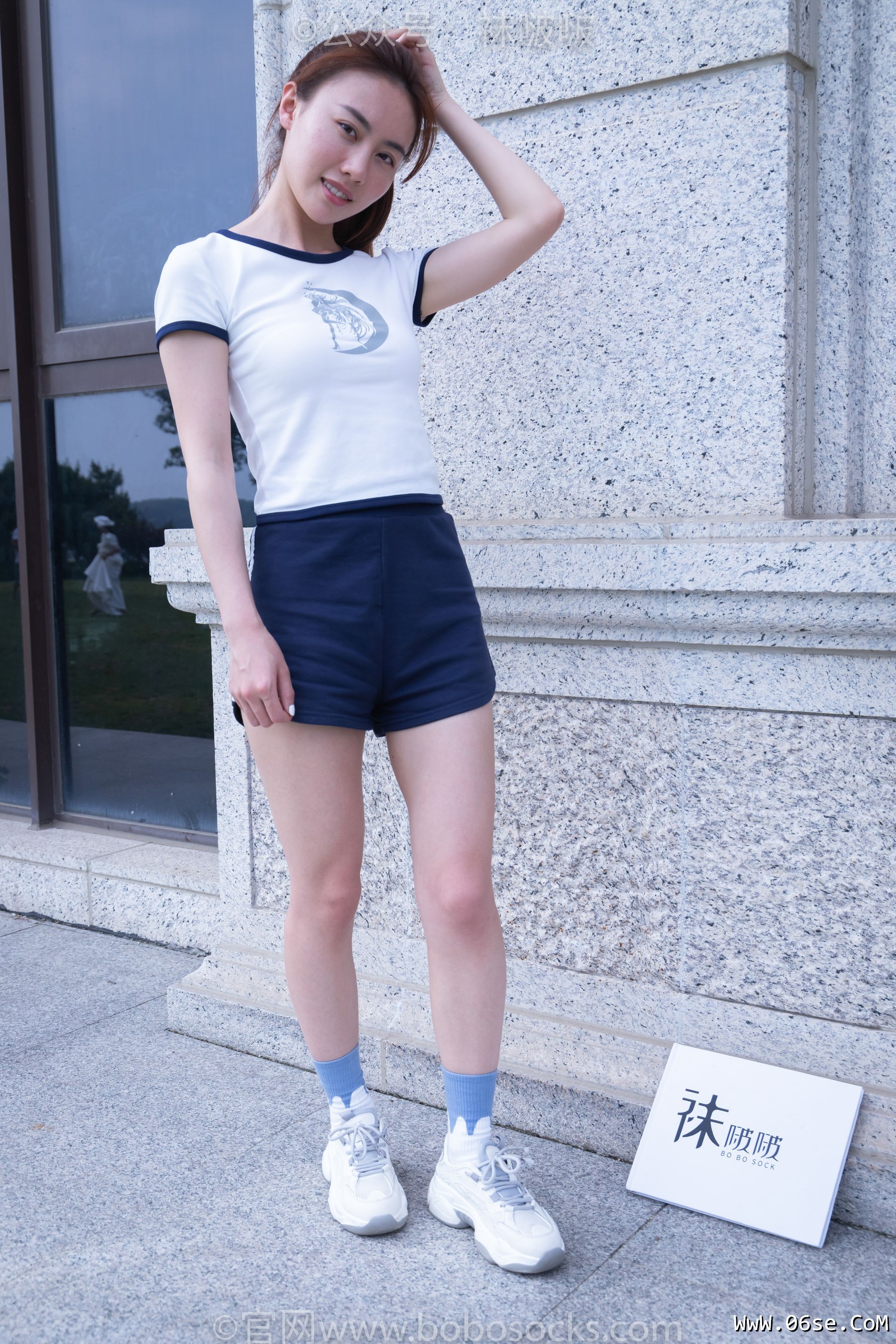 图片[6]-BoBoSocks袜啵啵 No.028 小米-运动鞋、白棉袜、裸足[133P]-六色网