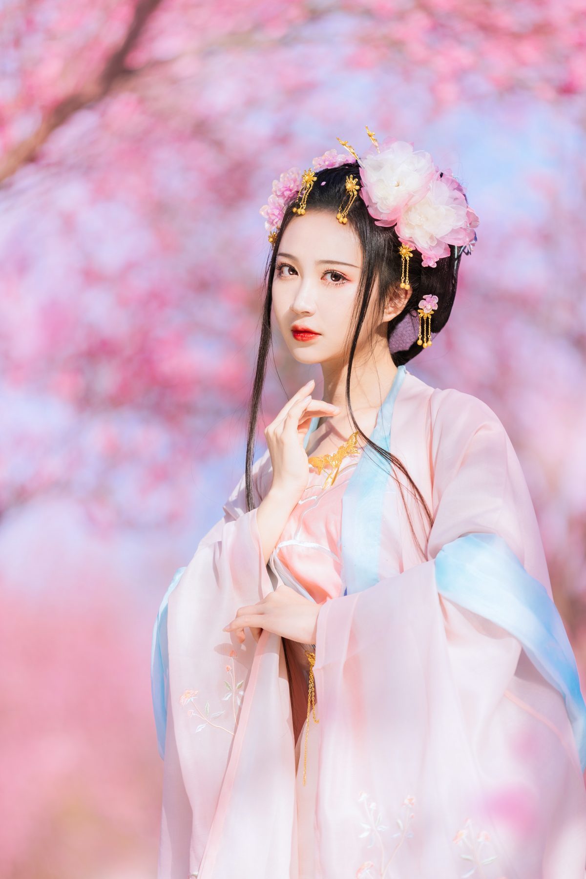 图片[19]-YiTuYu艺图语 Vol.4485 Qi Luo Sheng De Xiao Su Su[28P]-六色网