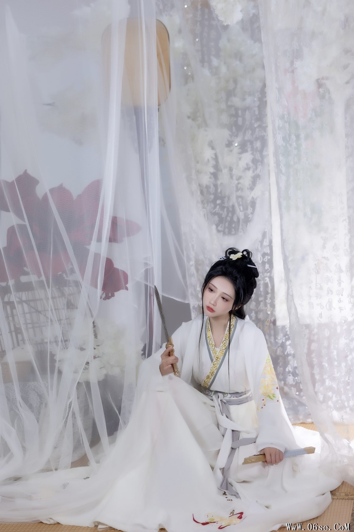图片[25]-YiTuYu艺图语 Vol.3755 Qi Luo Sheng De Xiao Su Su[26P]-六色网