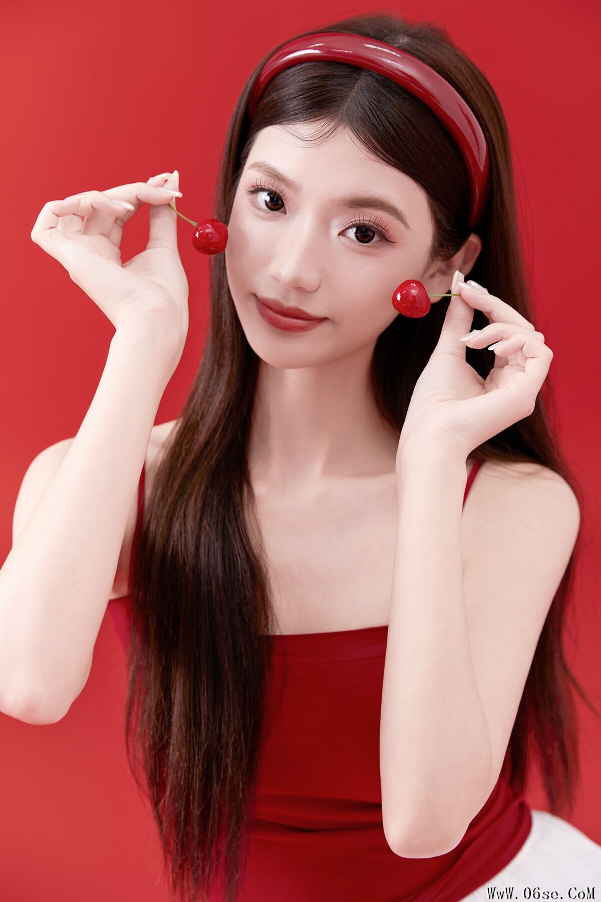 YiTuYu艺图语 Vol.7585 Ke Ai Ya Ya Zi[29P]-六色网