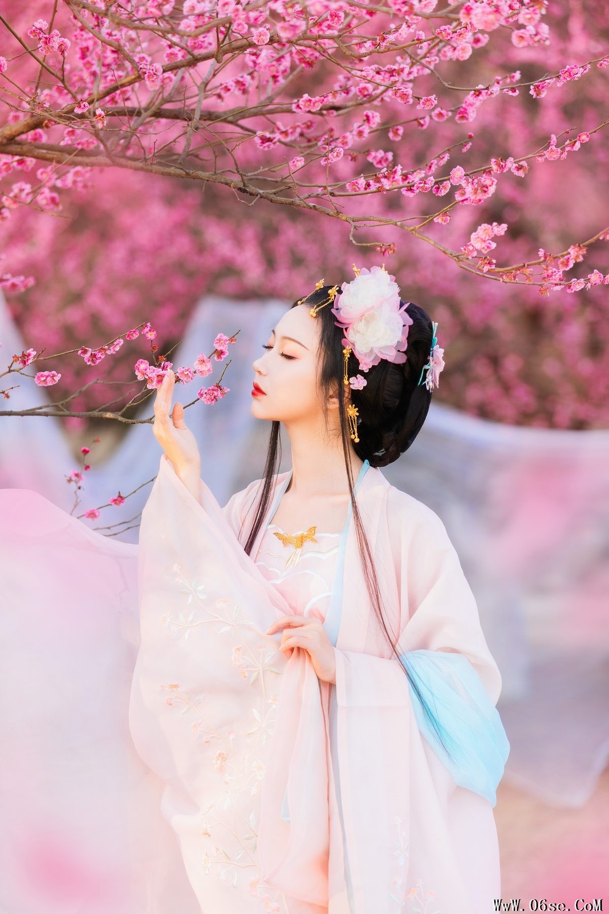 图片[14]-YiTuYu艺图语 Vol.4485 Qi Luo Sheng De Xiao Su Su[28P]-六色网