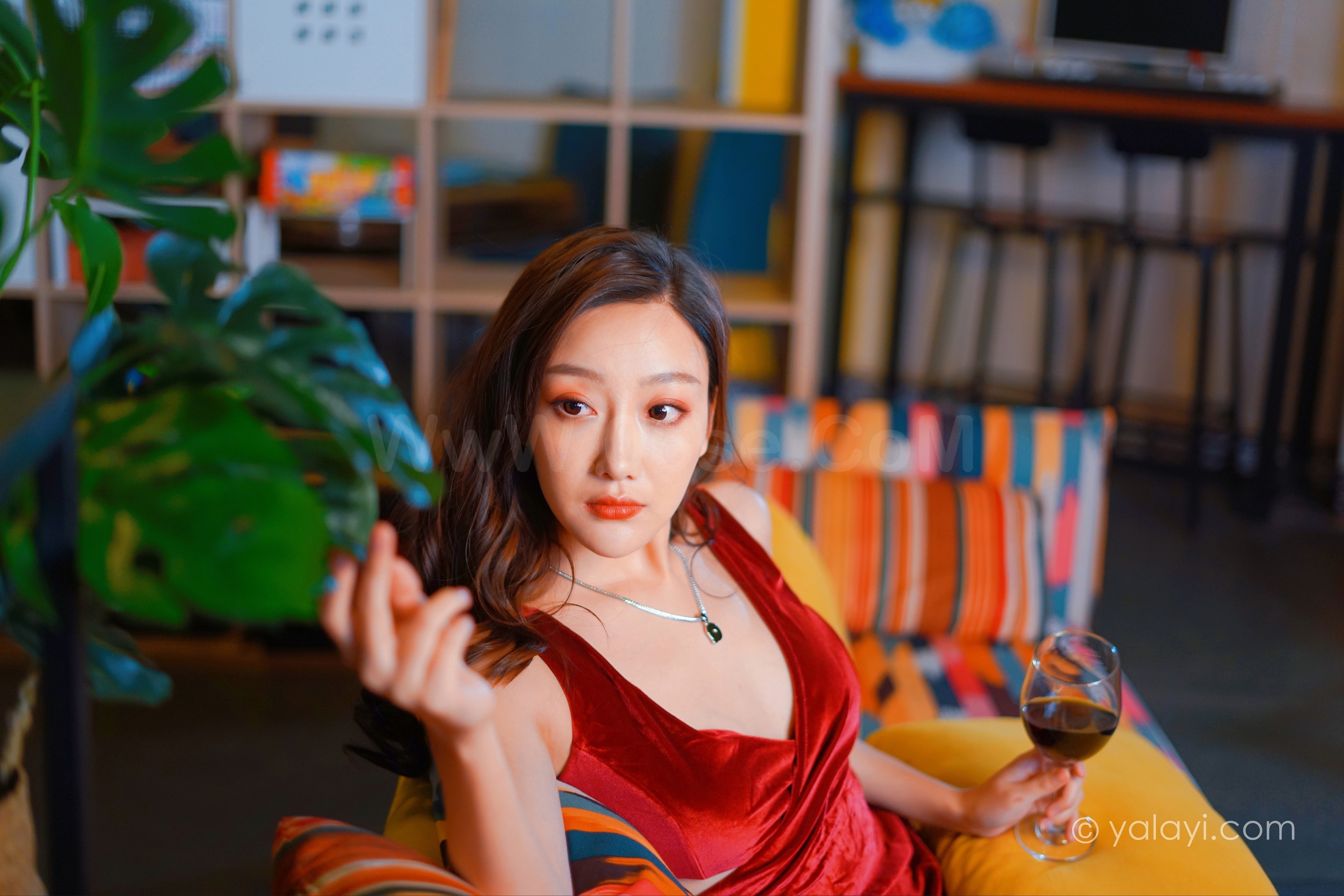 图片[13]-雅拉伊 – 徐小云《美人一笑也倾城》[41P]-六色网