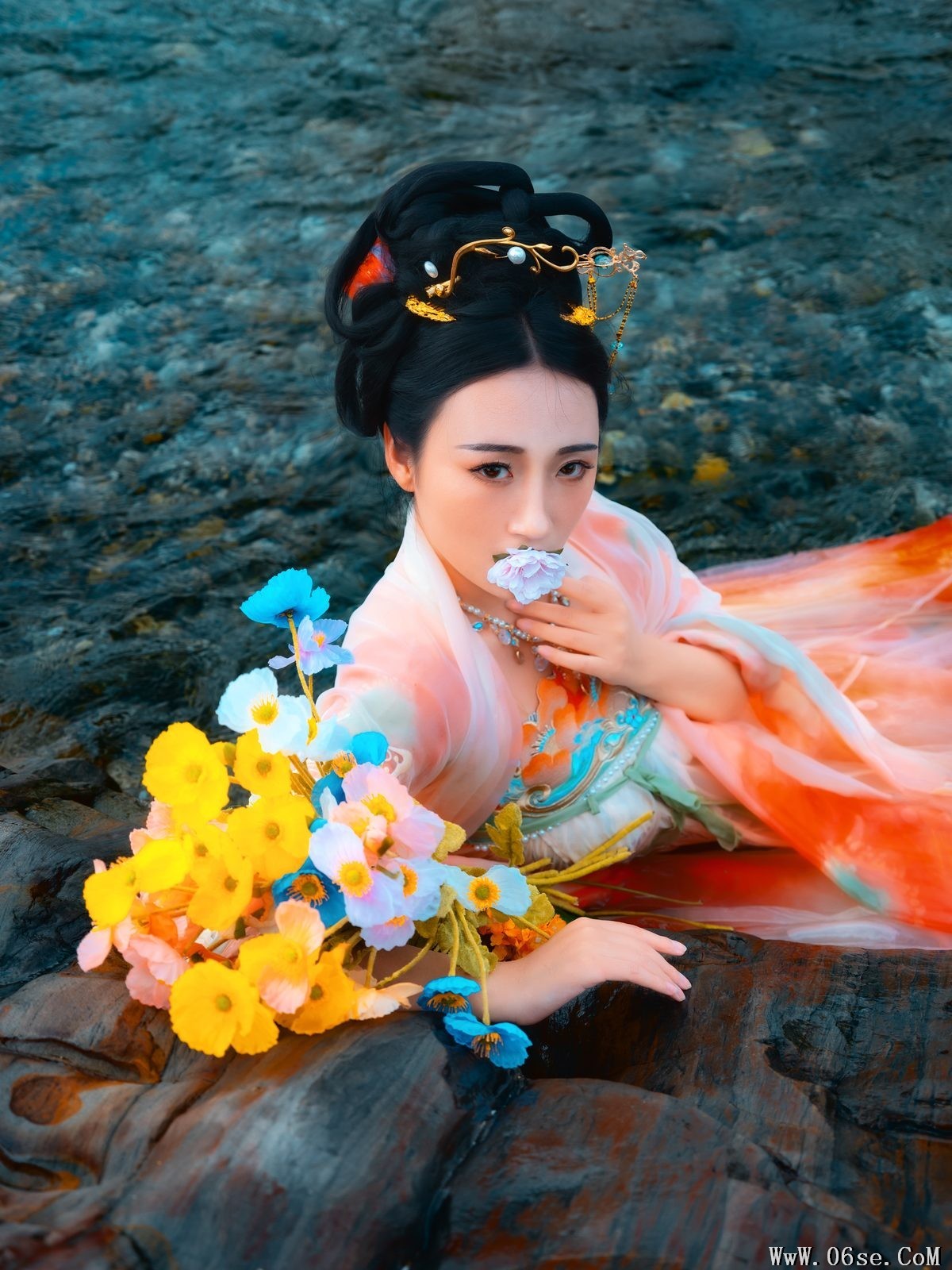 图片[42]-YiTuYu艺图语 Vol.5089 Long En Xing[49P]-六色网