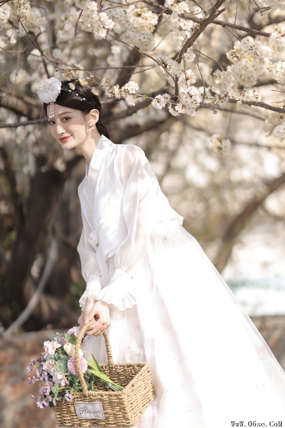 图片[18]-YiTuYu艺图语 Vol.3876 Xiao Duo Duo Yao Bao Fu[47P]-六色网