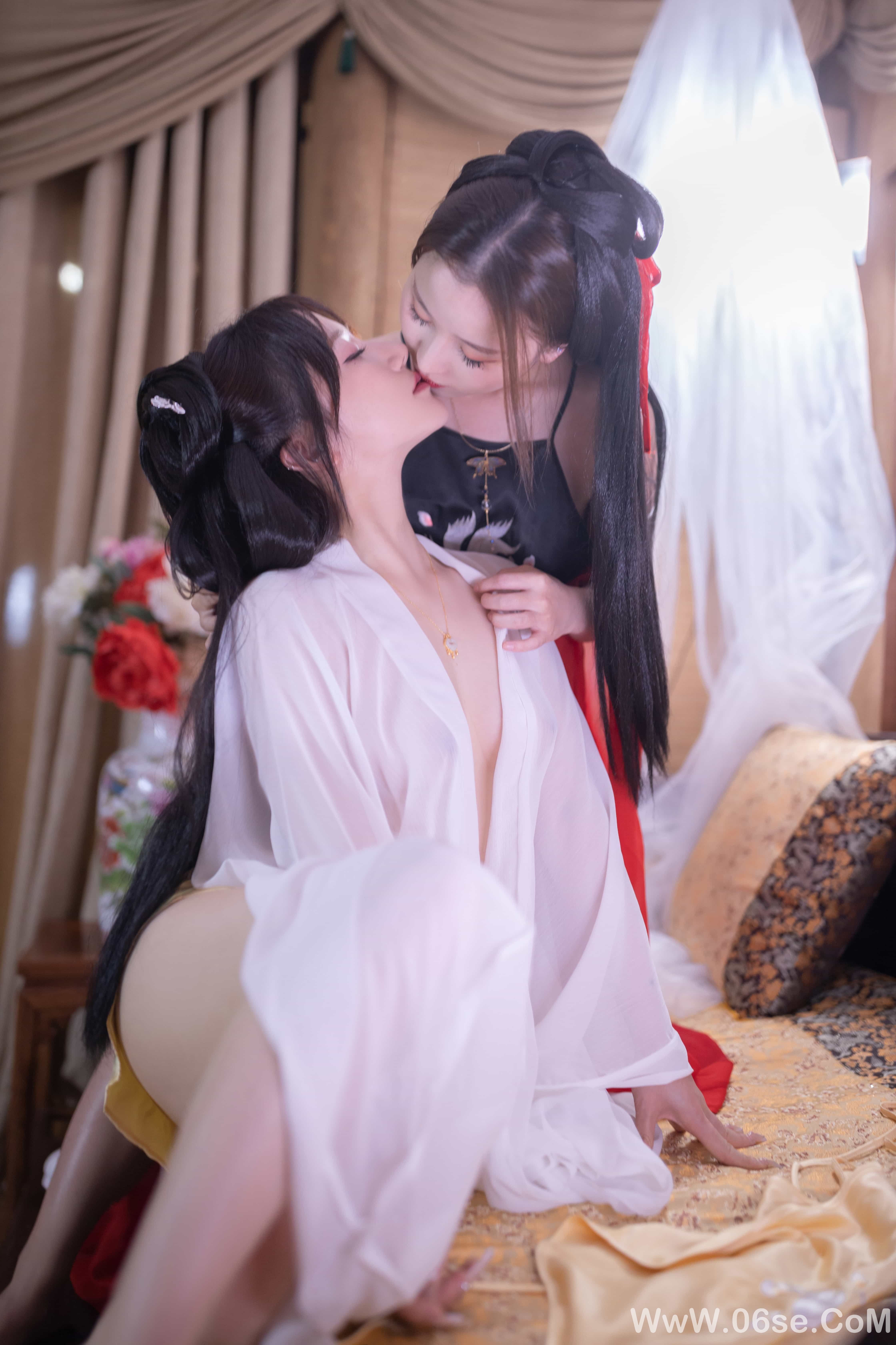 图片[112]-秀人名模鱼子酱Fish内部私购未上架《双女古装剧情》写真[153P]-六色网