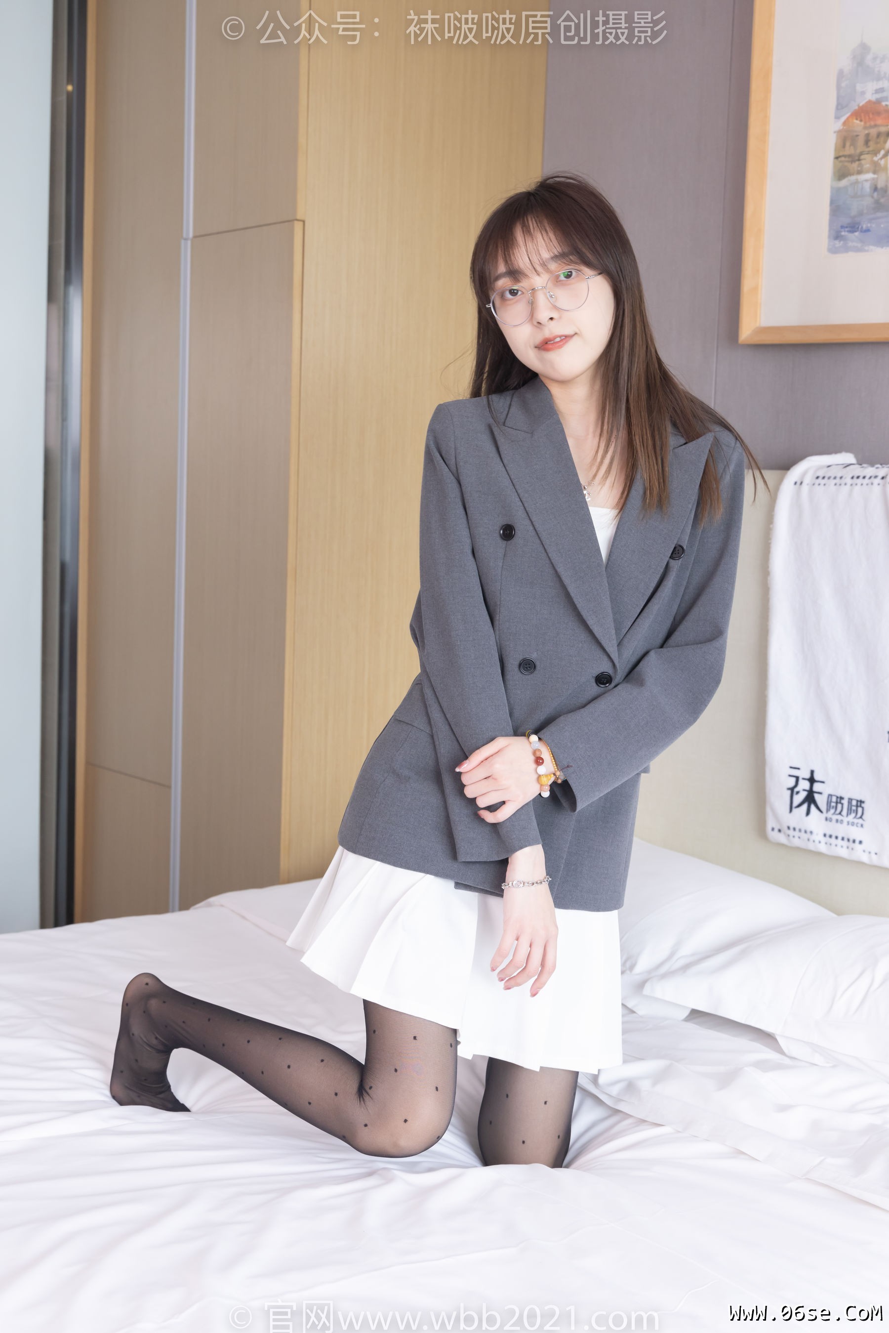 图片[125]-BoBoSocks袜啵啵 No.352 稚予 -短靴、波点黑丝[145P]-六色网