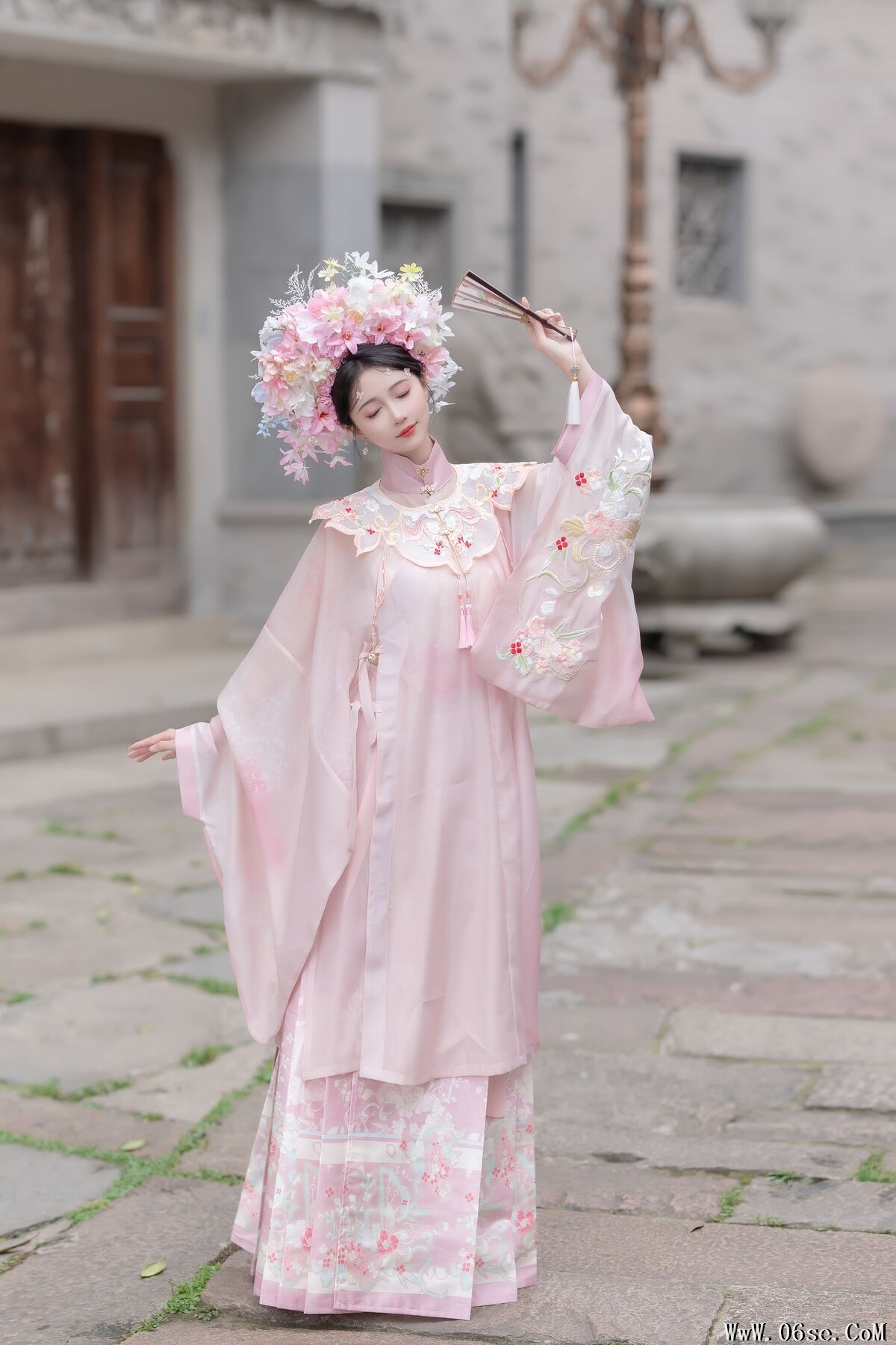 图片[11]-YiTuYu艺图语 Vol.7231 Qi Luo Sheng De Xiao Su Su[24P]-六色网