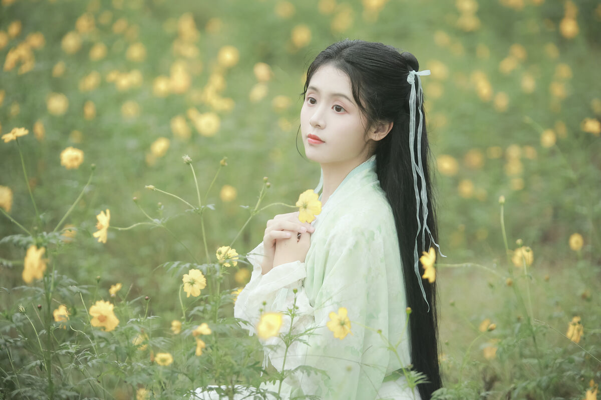 图片[15]-YiTuYu艺图语 Vol.6889 Yi Mi Liang Gao[28P]-六色网