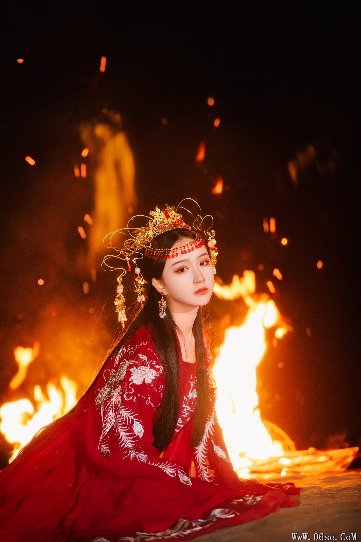 图片[25]-YiTuYu艺图语 Vol.4174 Qi Luo Sheng De Xiao Su Su[25P]-六色网