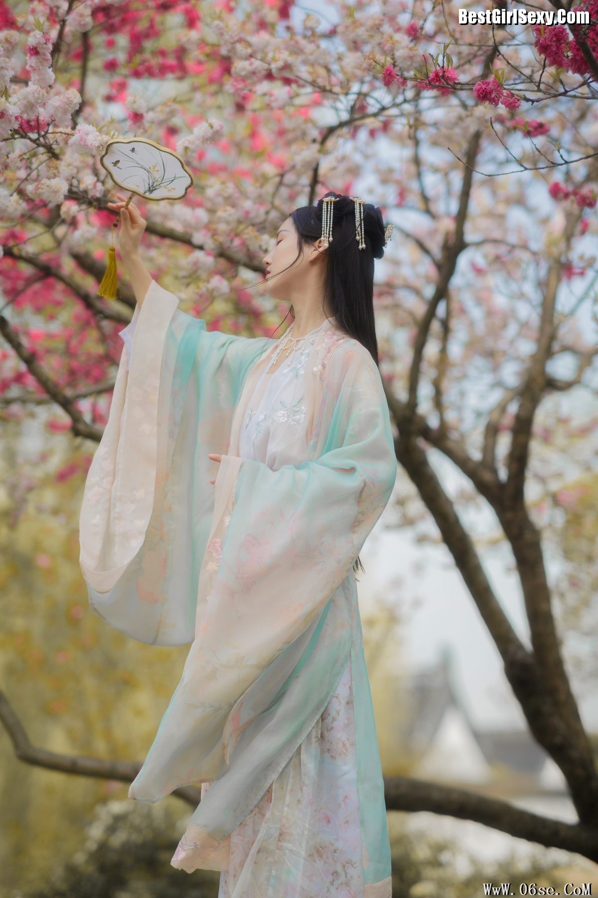图片[38]-YiTuYu艺图语 Vol.3989 Qi Qi[46P]-六色网