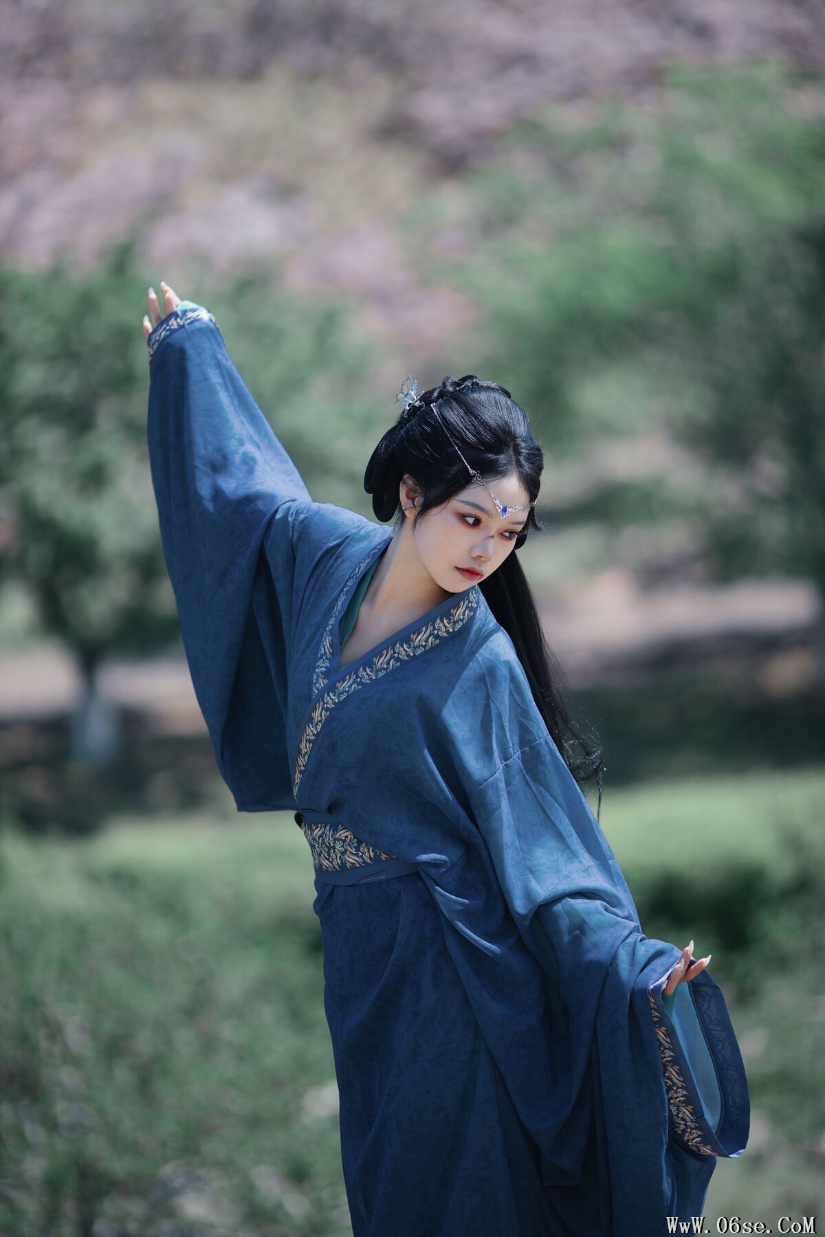图片[16]-YiTuYu艺图语 Vol.7137 Wan Yi[37P]-六色网