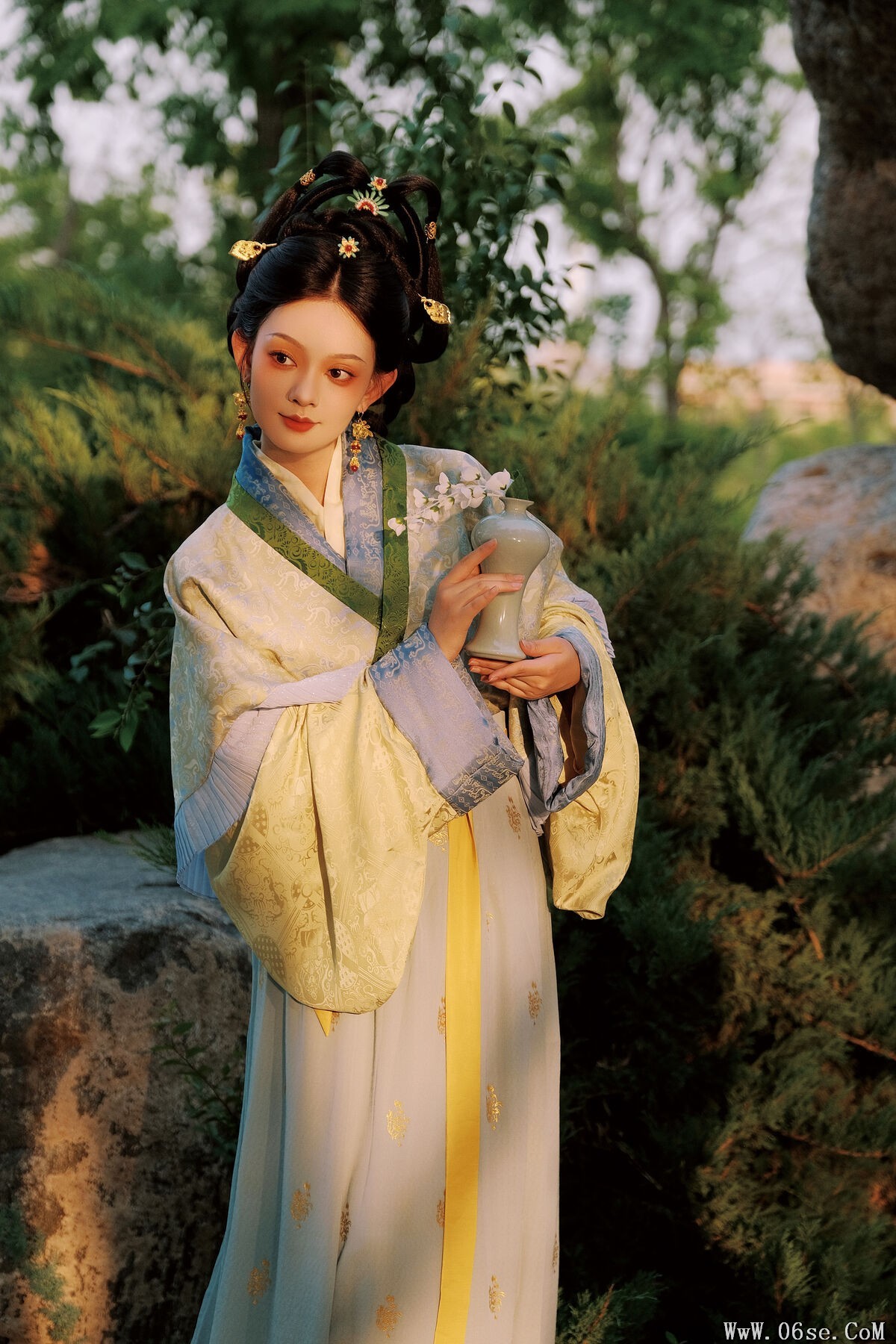 图片[11]-YiTuYu艺图语 Vol.7768 Qiu Qiu[32P]-六色网