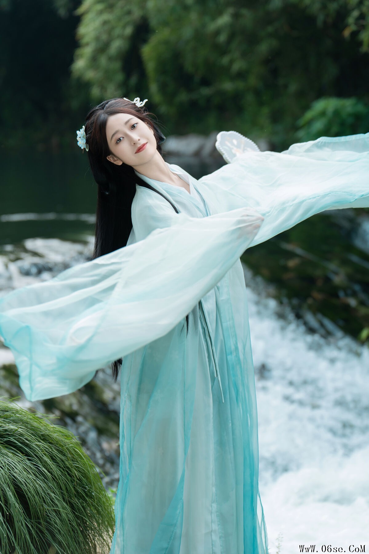 图片[17]-YiTuYu艺图语 Vol.7205 Xiao He[24P]-六色网