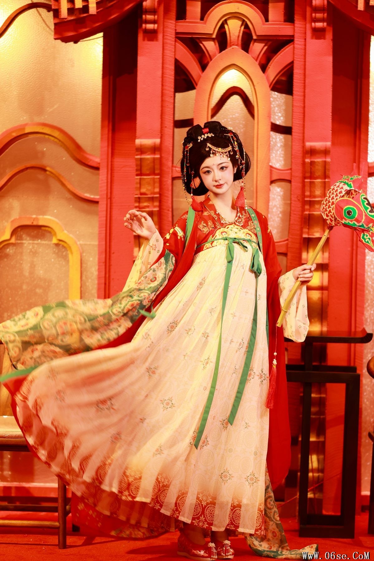 图片[13]-YiTuYu艺图语 Vol.5514 Bu Ke Ai De He He[43P]-六色网