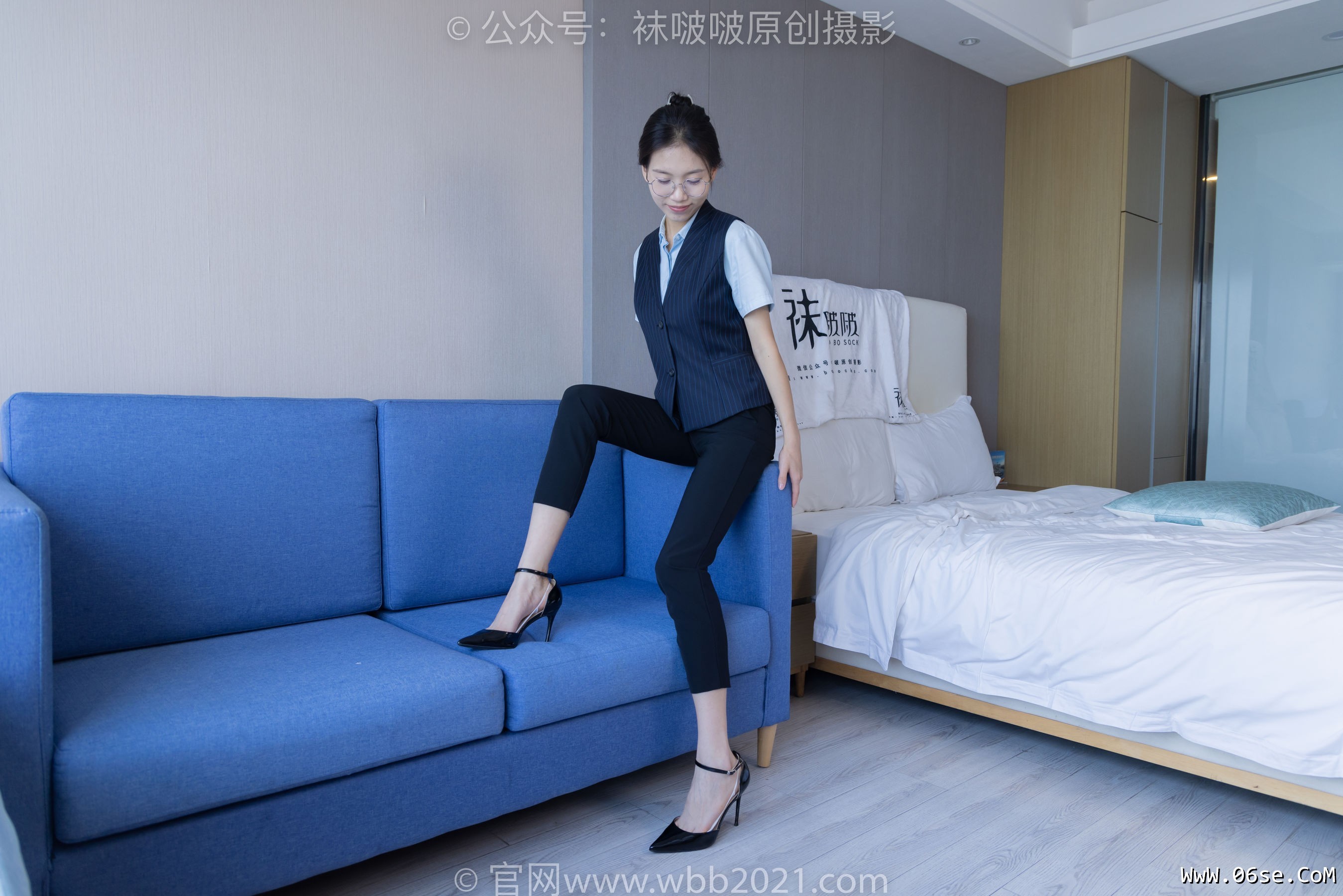 图片[53]-BoBoSocks袜啵啵 No.413 芝士 -高跟鞋、白色吊带船袜、银行制服[145P]-六色网