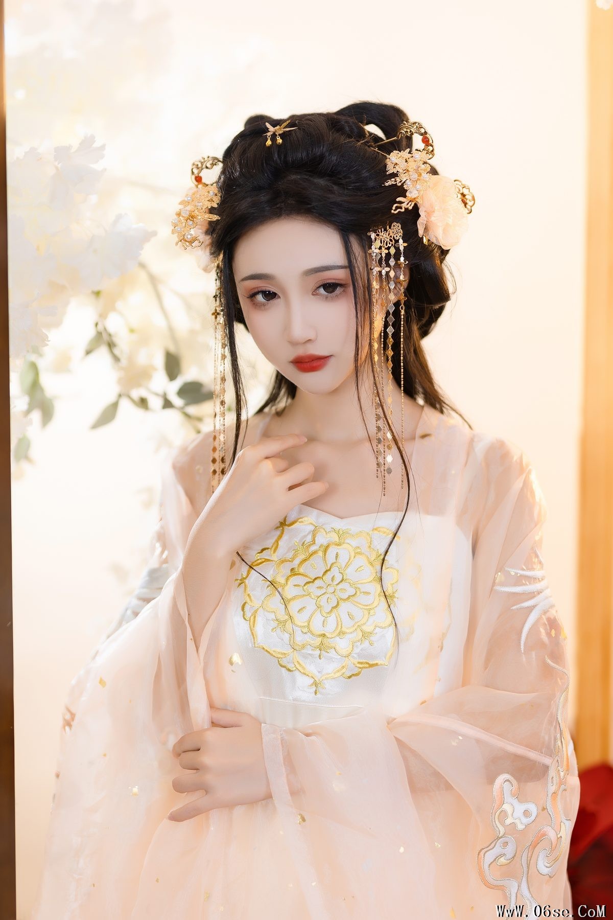 图片[22]-YiTuYu艺图语 Vol.5614 Qi Luo Sheng De Xiao Su Su[29P]-六色网